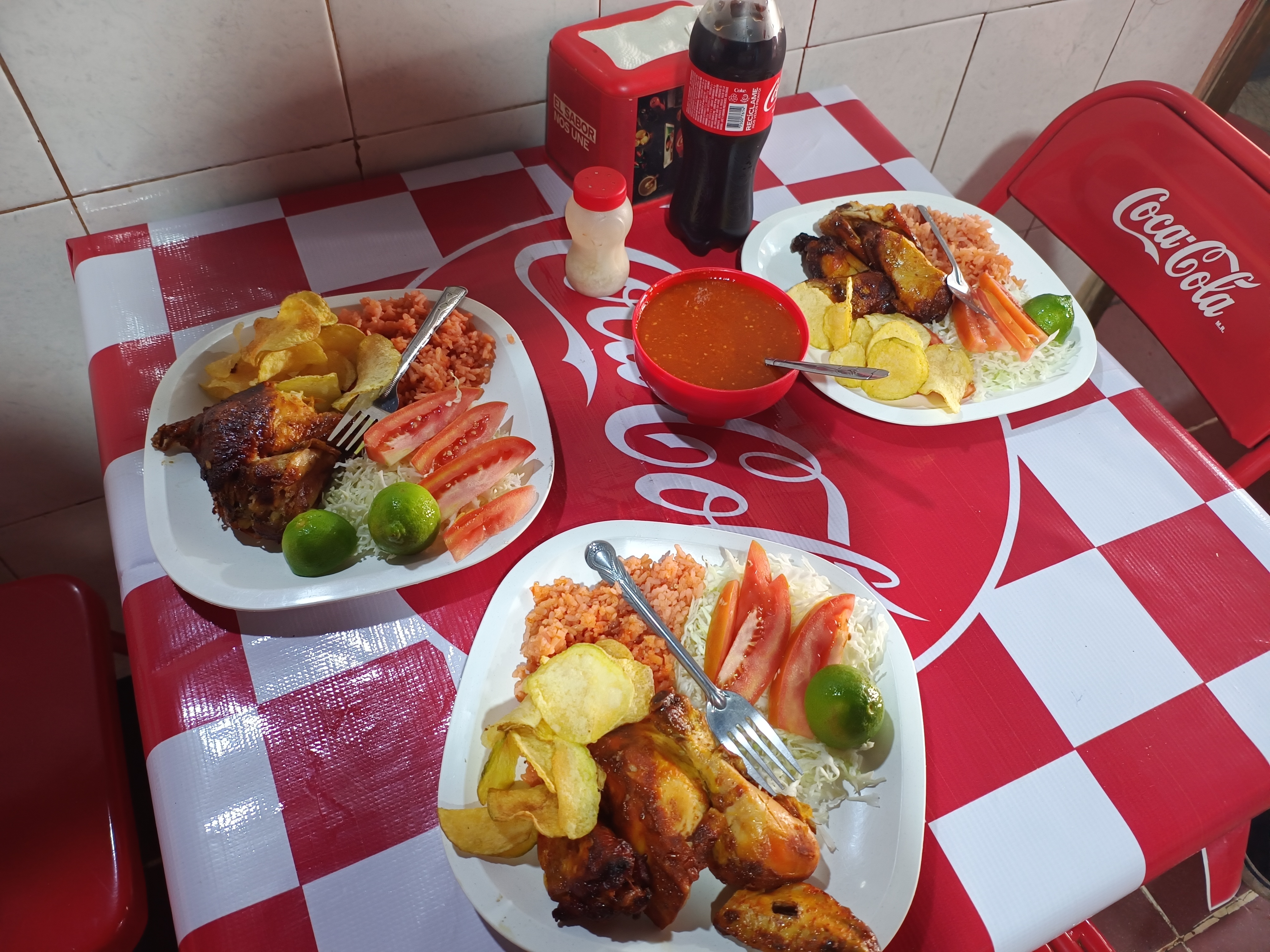 ROSTICERÍA MI LUPITA image 10