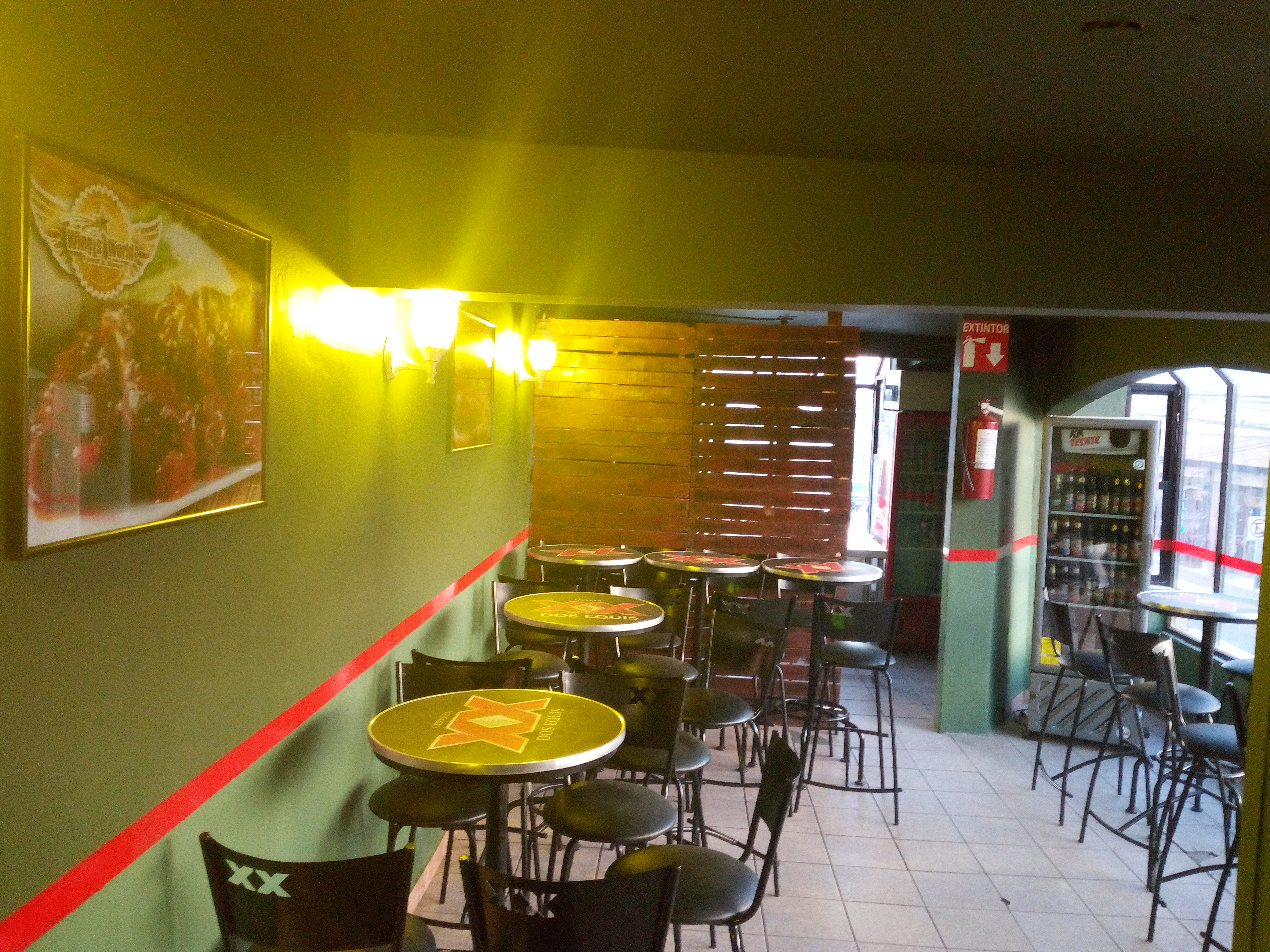 WING'S WORLD image 4