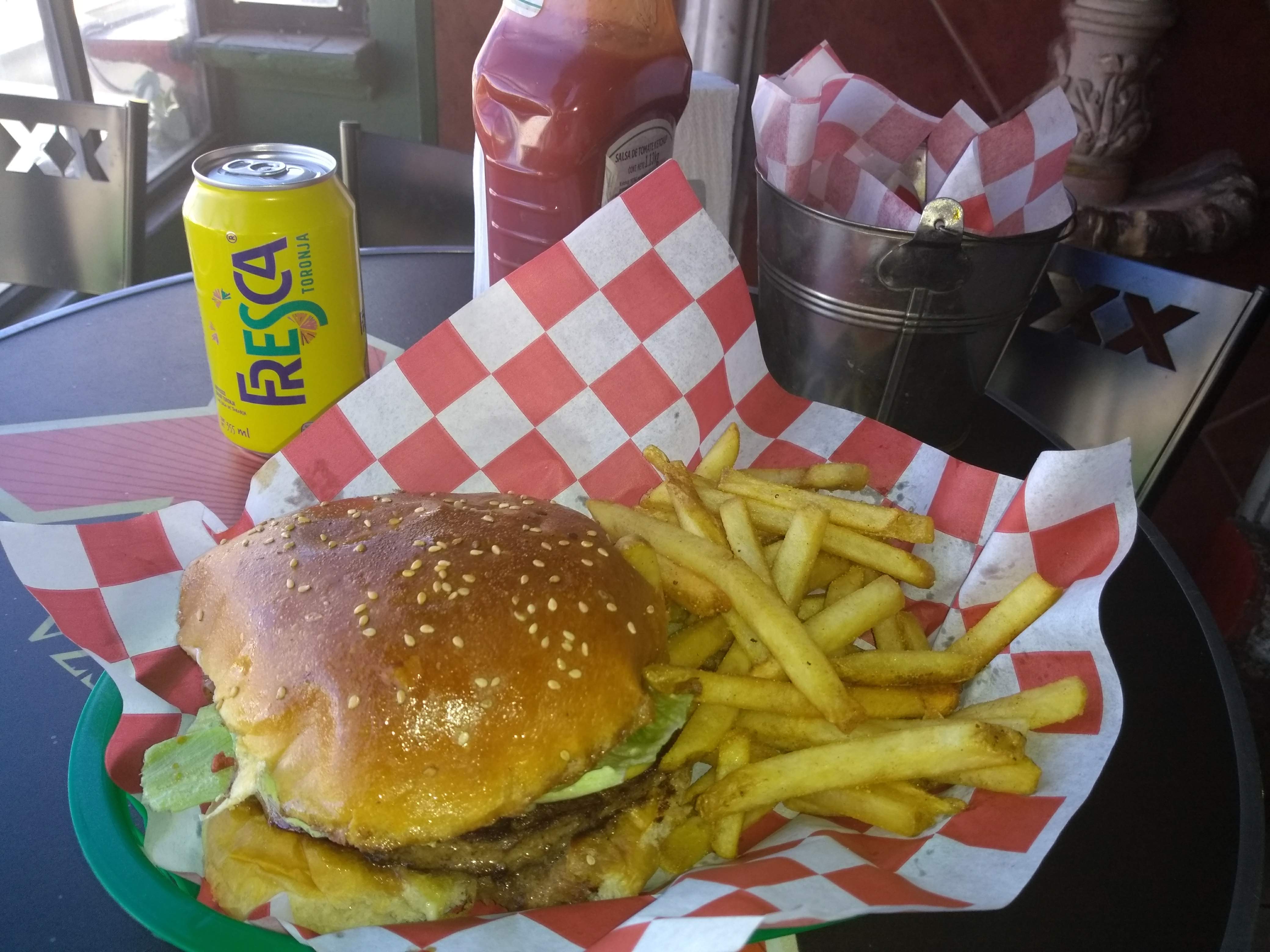 WING'S WORLD image 10