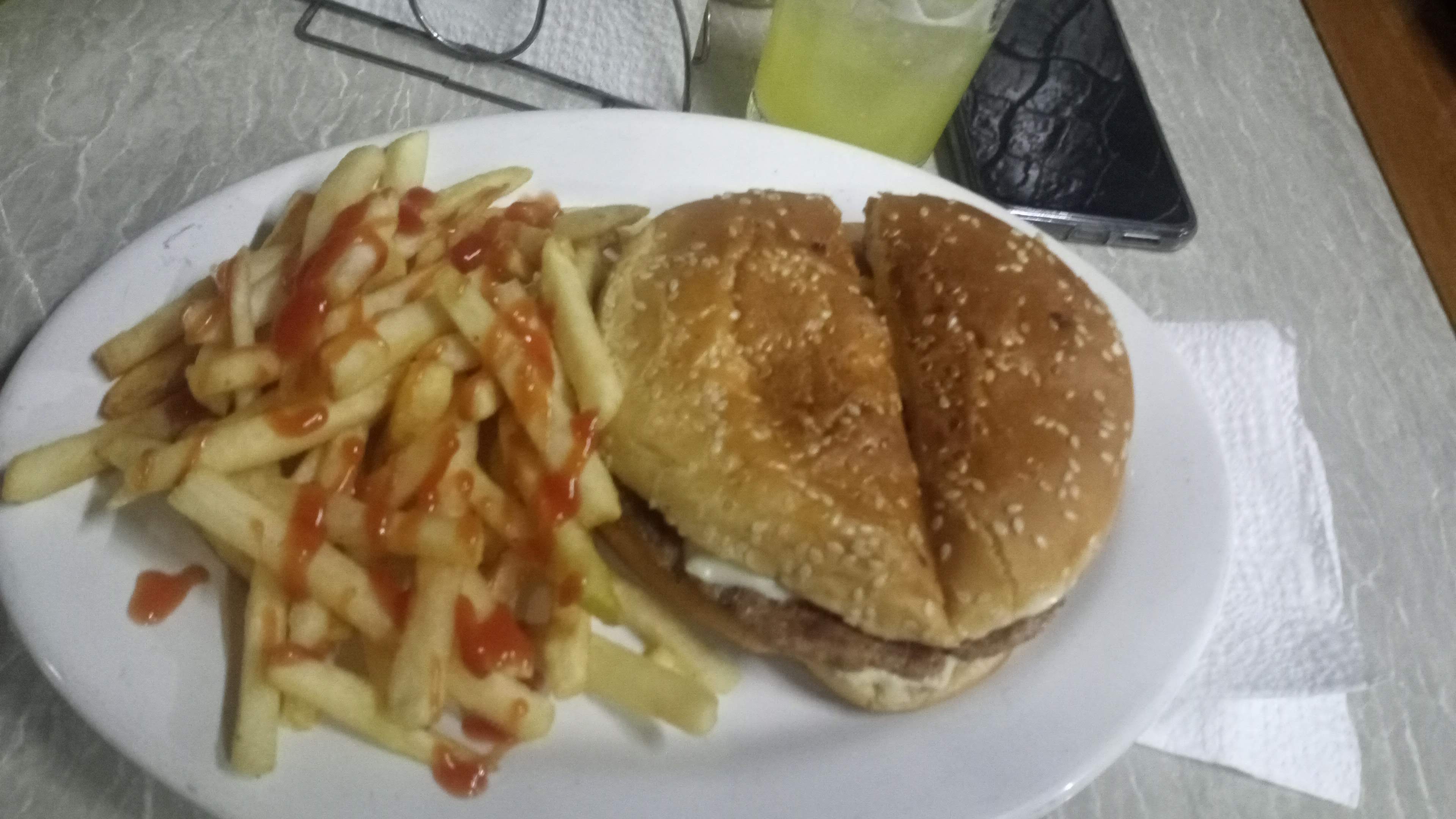 D'manolos pizza image 5