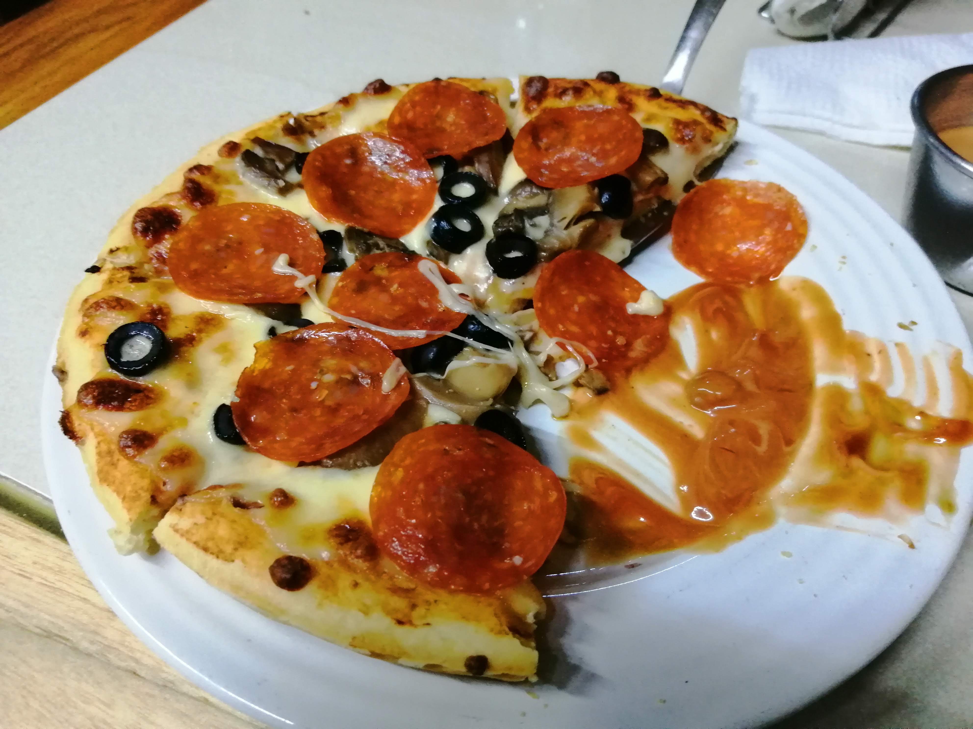 D'manolos pizza image 10