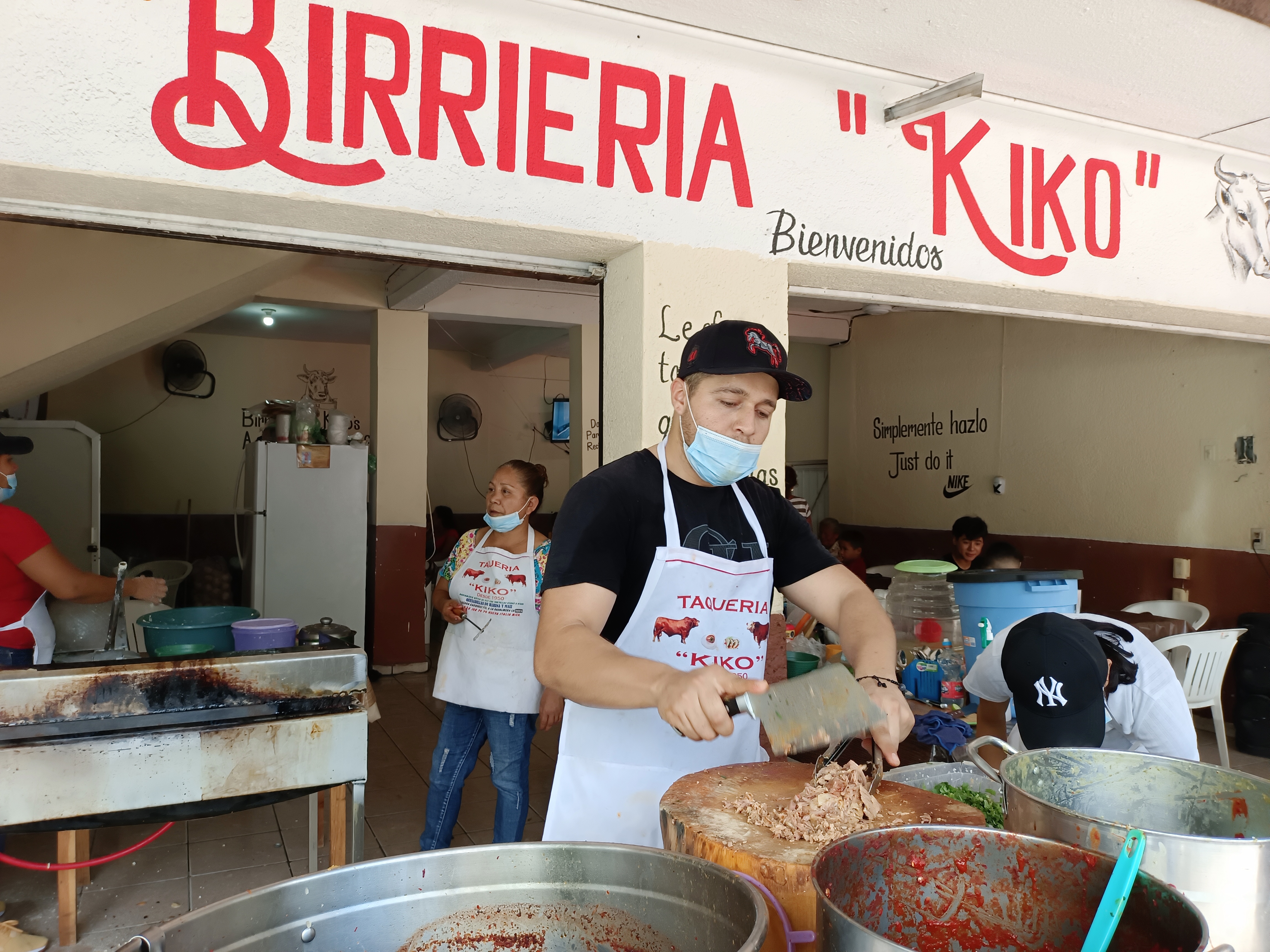 BIRRIERIAS KIKOS image 8