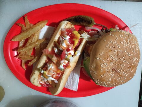 Hamburguesas el manguito image 2