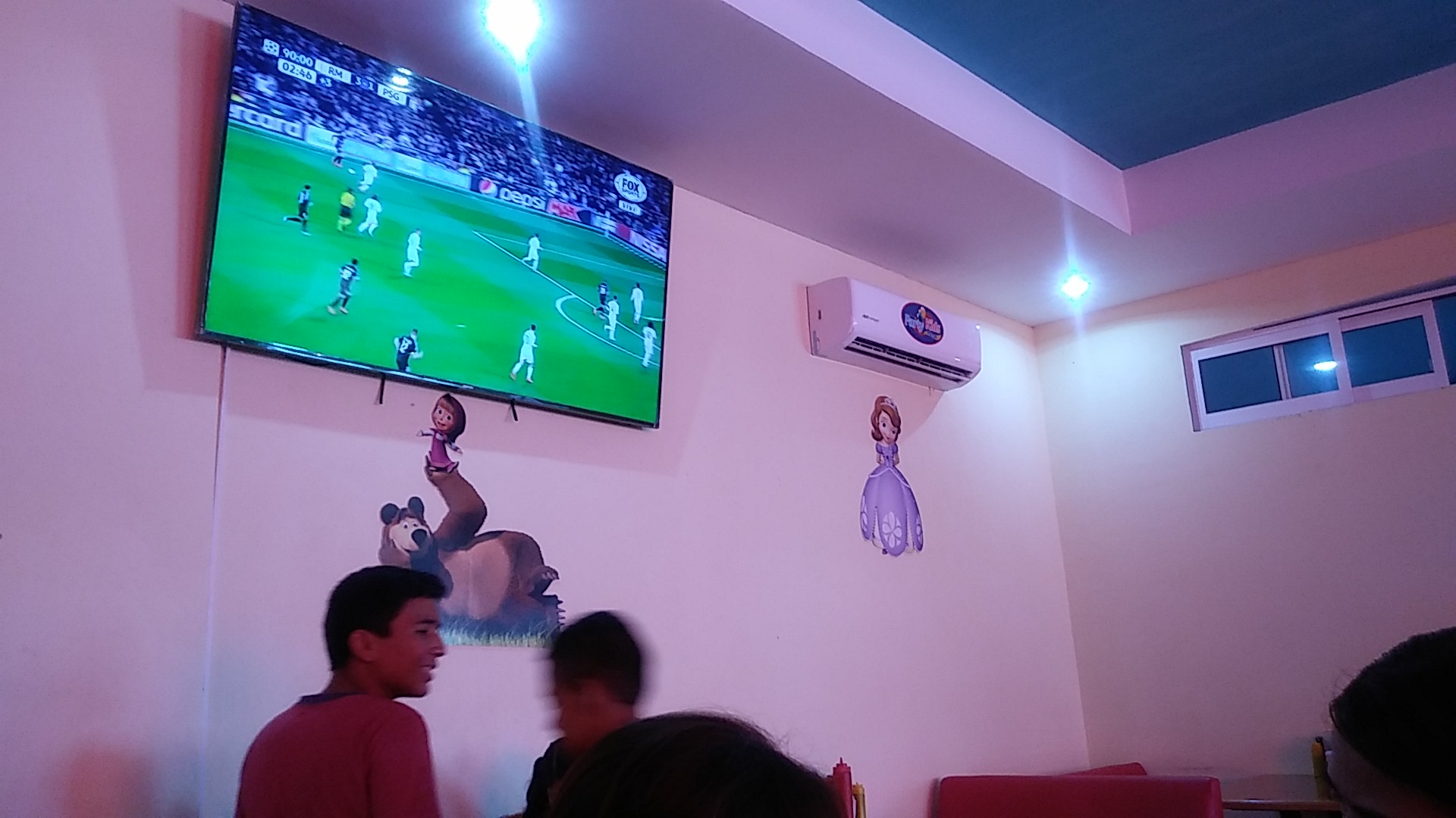 Spezia Pizza image 8