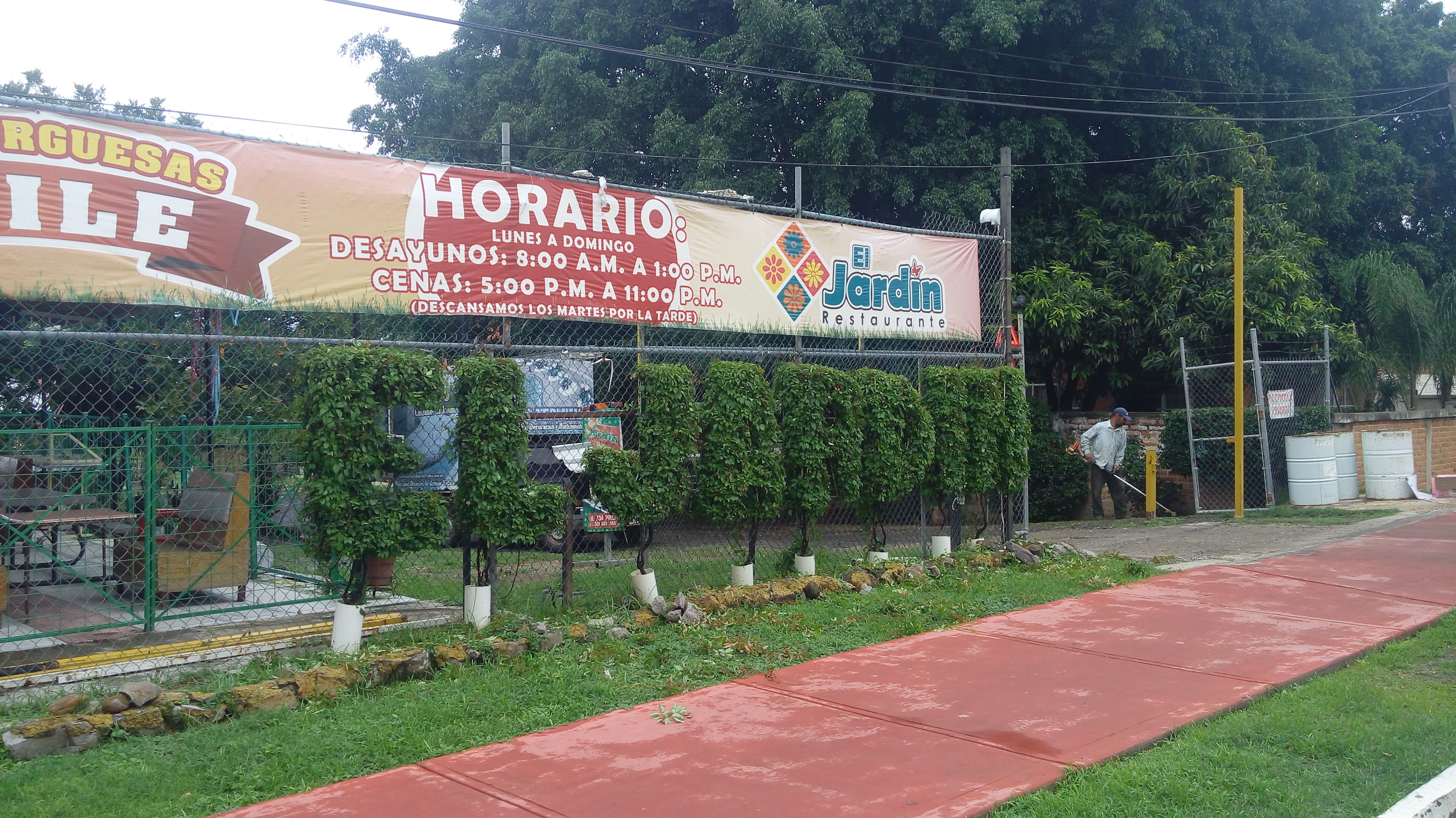 EL JARDIN RESTAURANTE image 1