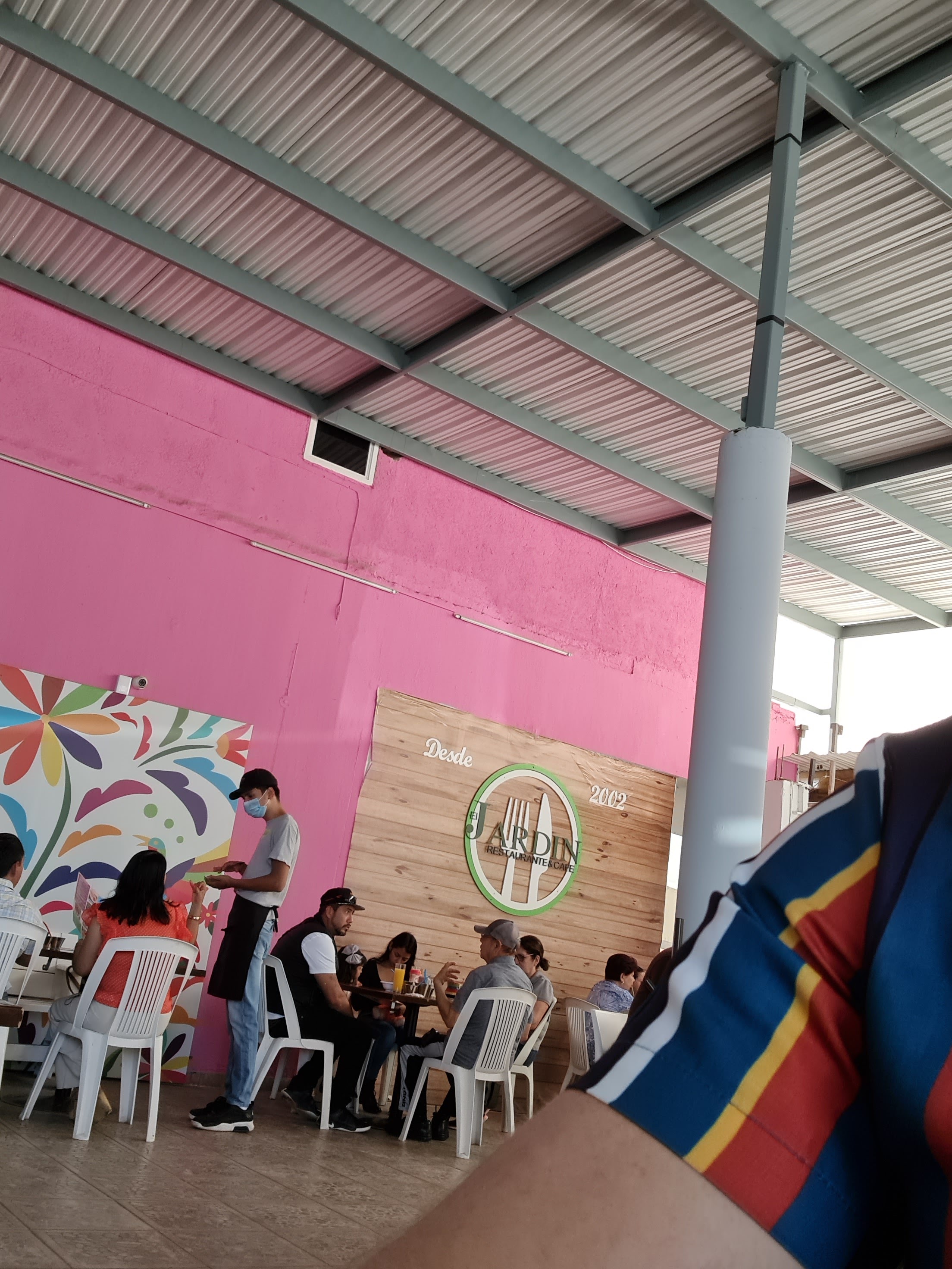 EL JARDIN RESTAURANTE image 7