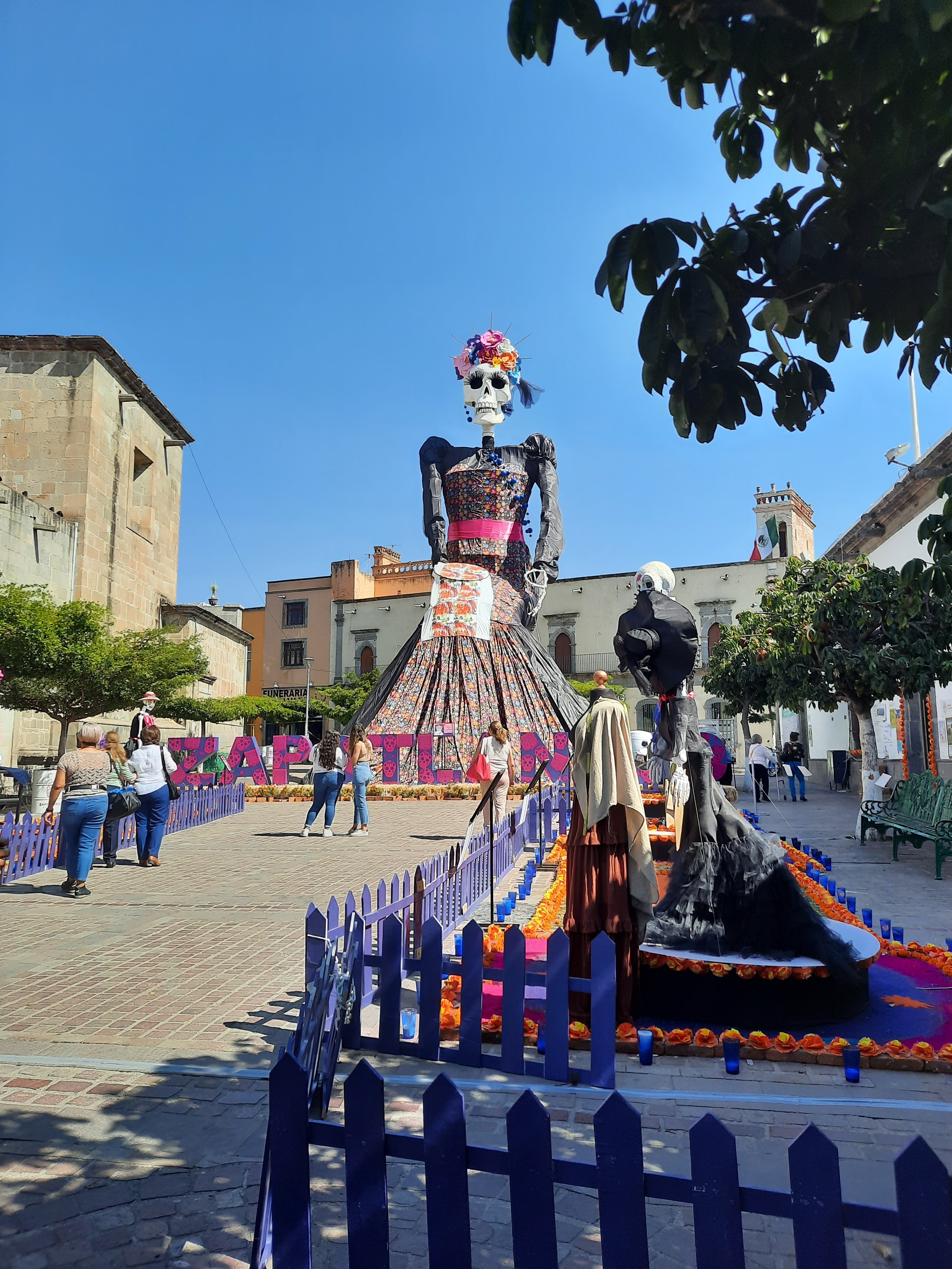 Birrieria Zapotlanejo "El Potrillo" Centro image 7