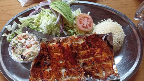 Mariscos Luis image 6