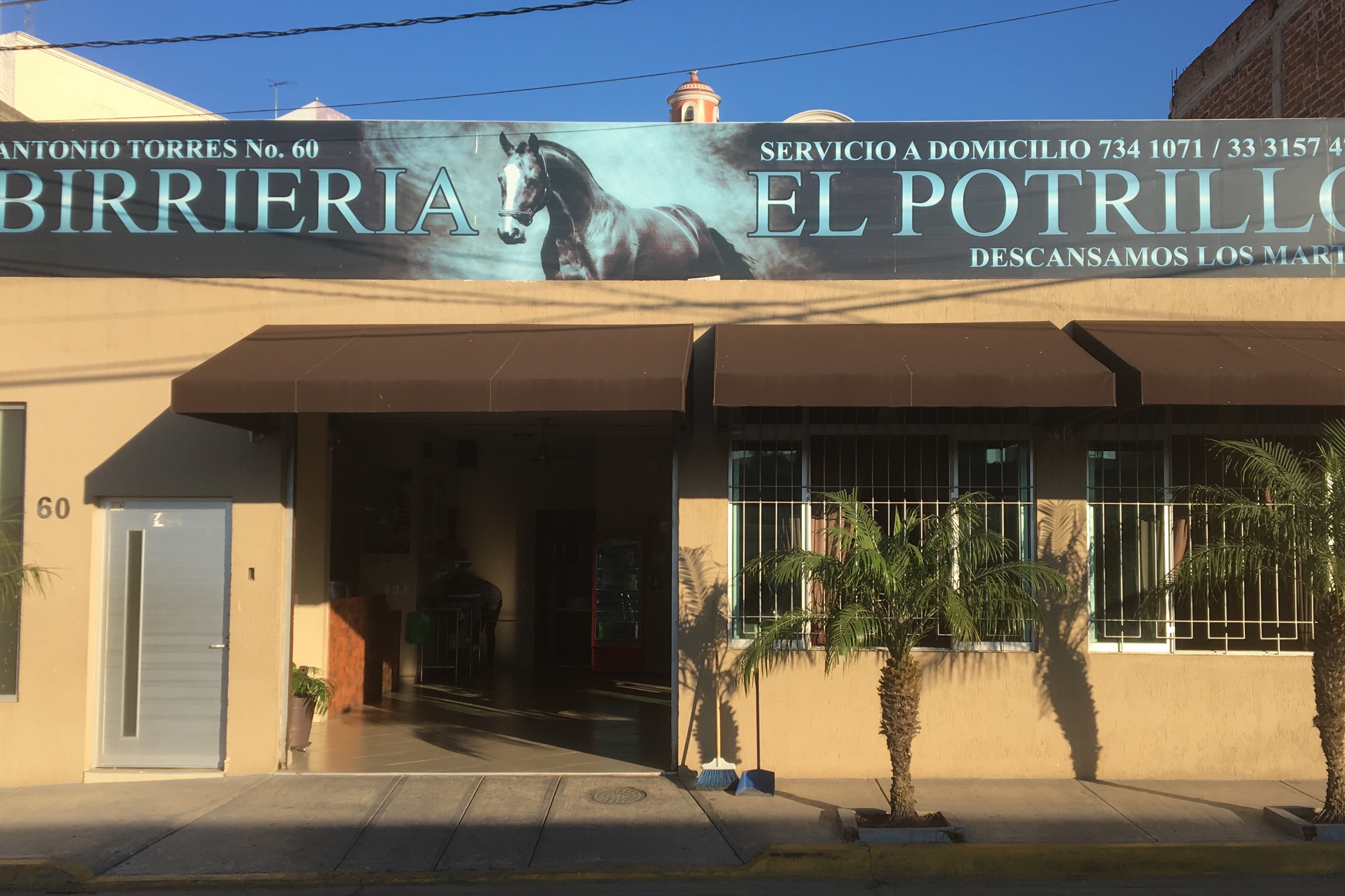 Birrieria El Potrillo image 1