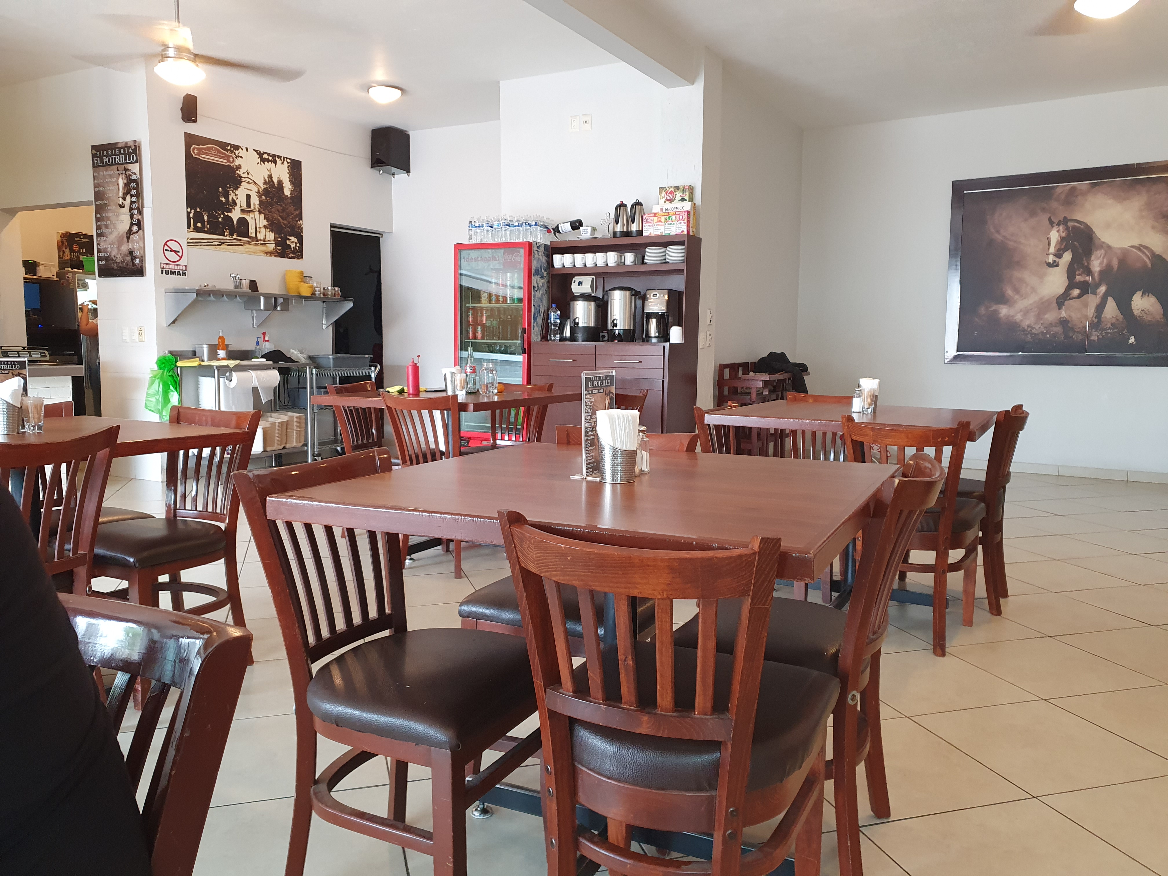 Birrieria El Potrillo image 9