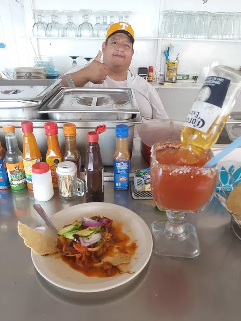 El Toby Mariscos image 8