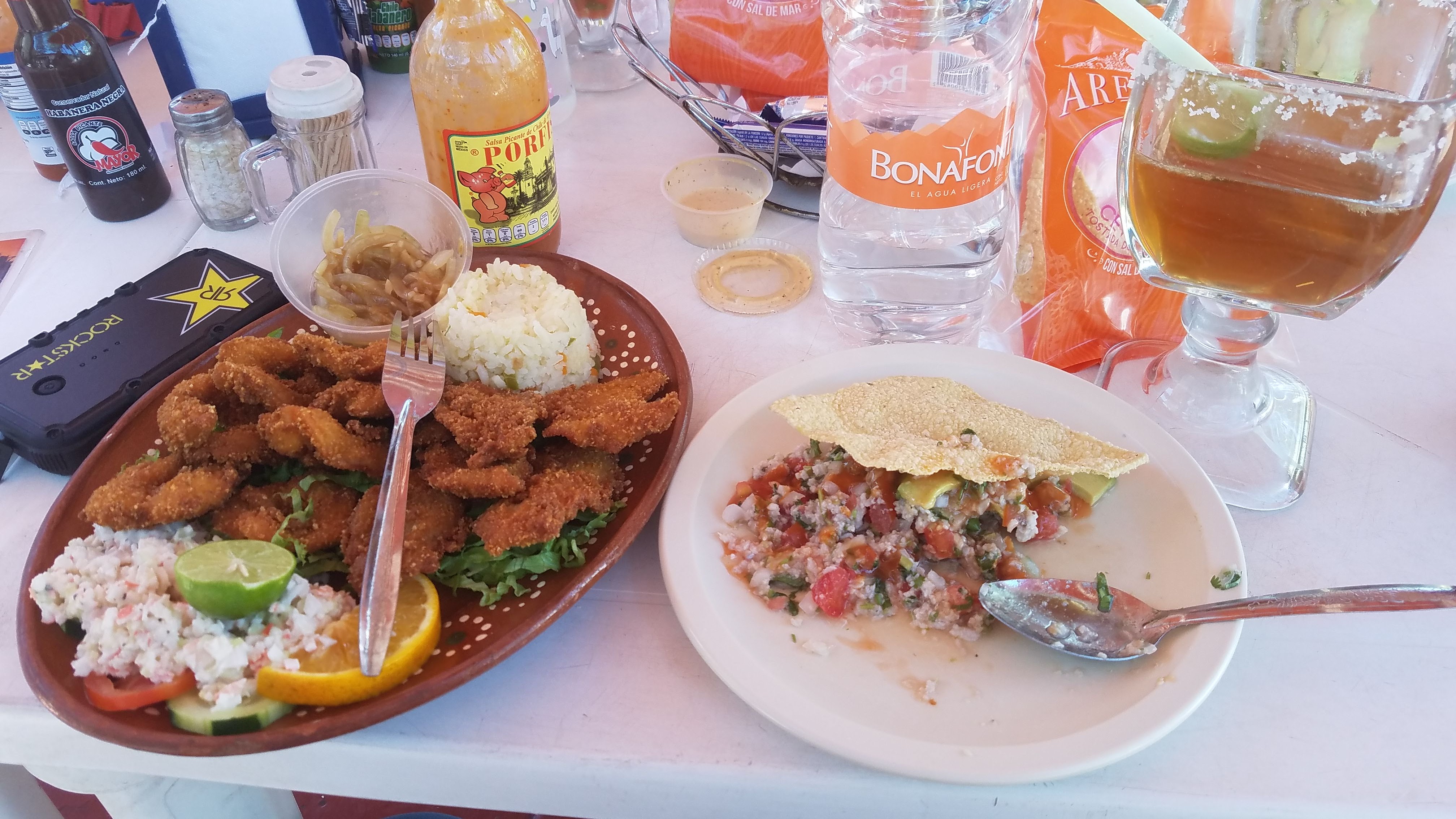 El Toby Mariscos image 9