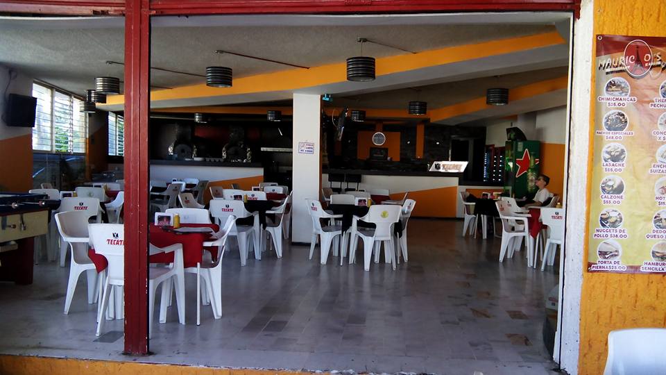 mauricios restaurant karaoke image 1