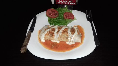 mauricios restaurant karaoke image 3