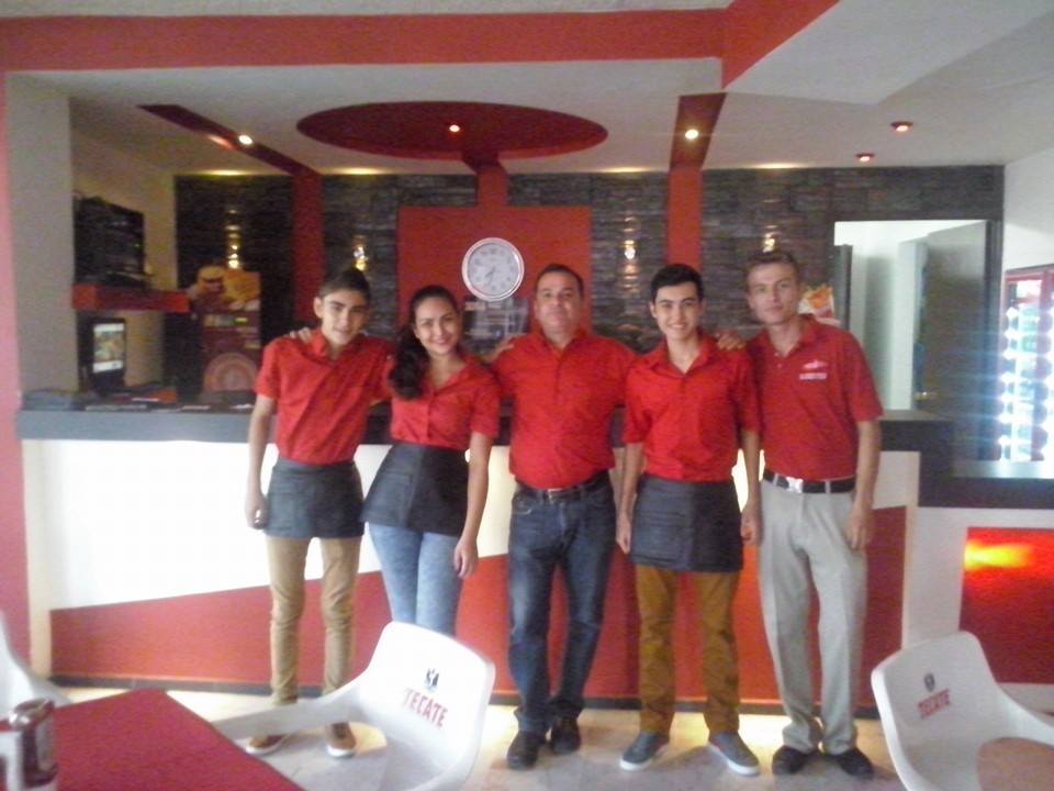 mauricios restaurant karaoke image 9