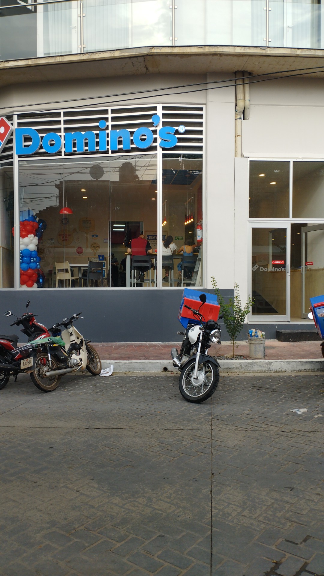 Dominos pizza image 3