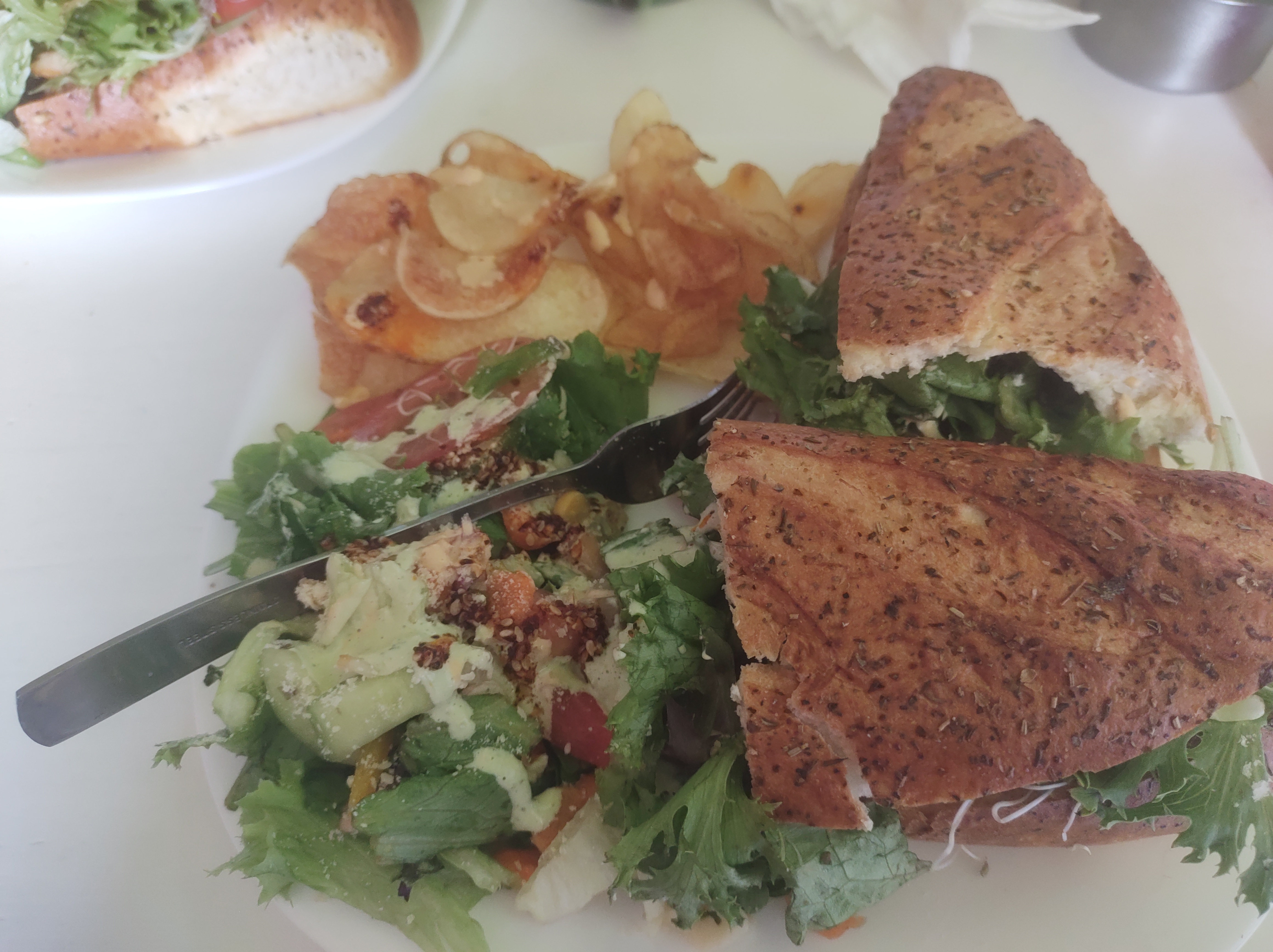 Tuliampa Ensaladas Y Baguettes image 4