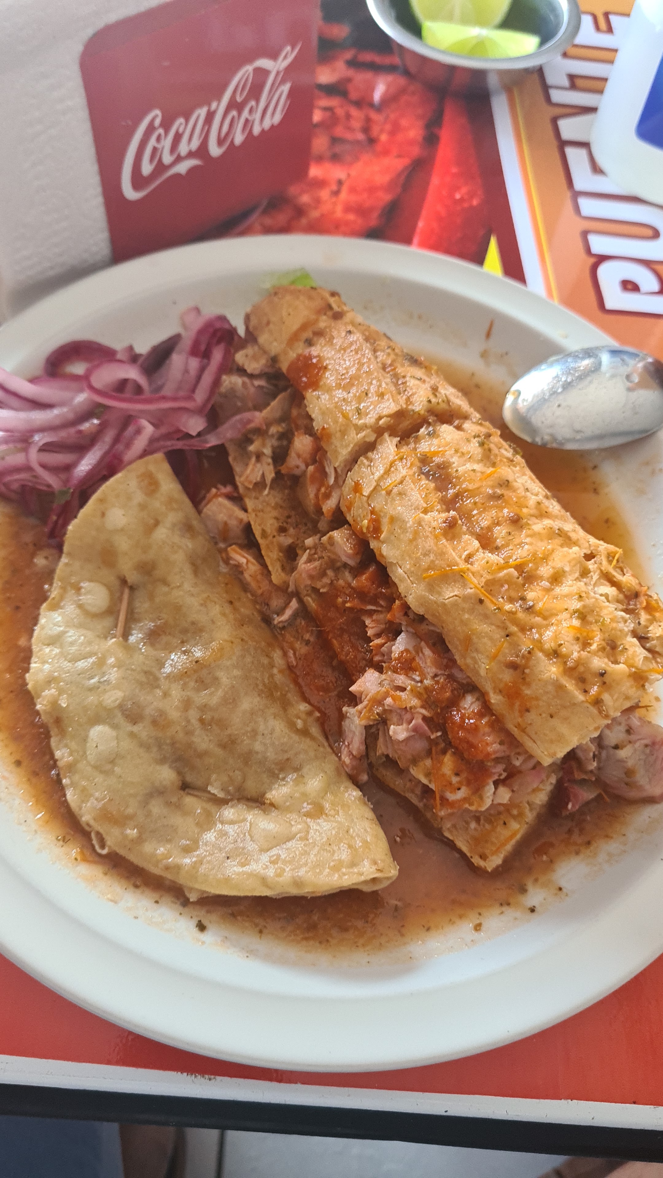 Tortas Ahogadas La Pacha image 2