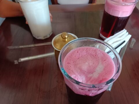 Cafe 64 image 8