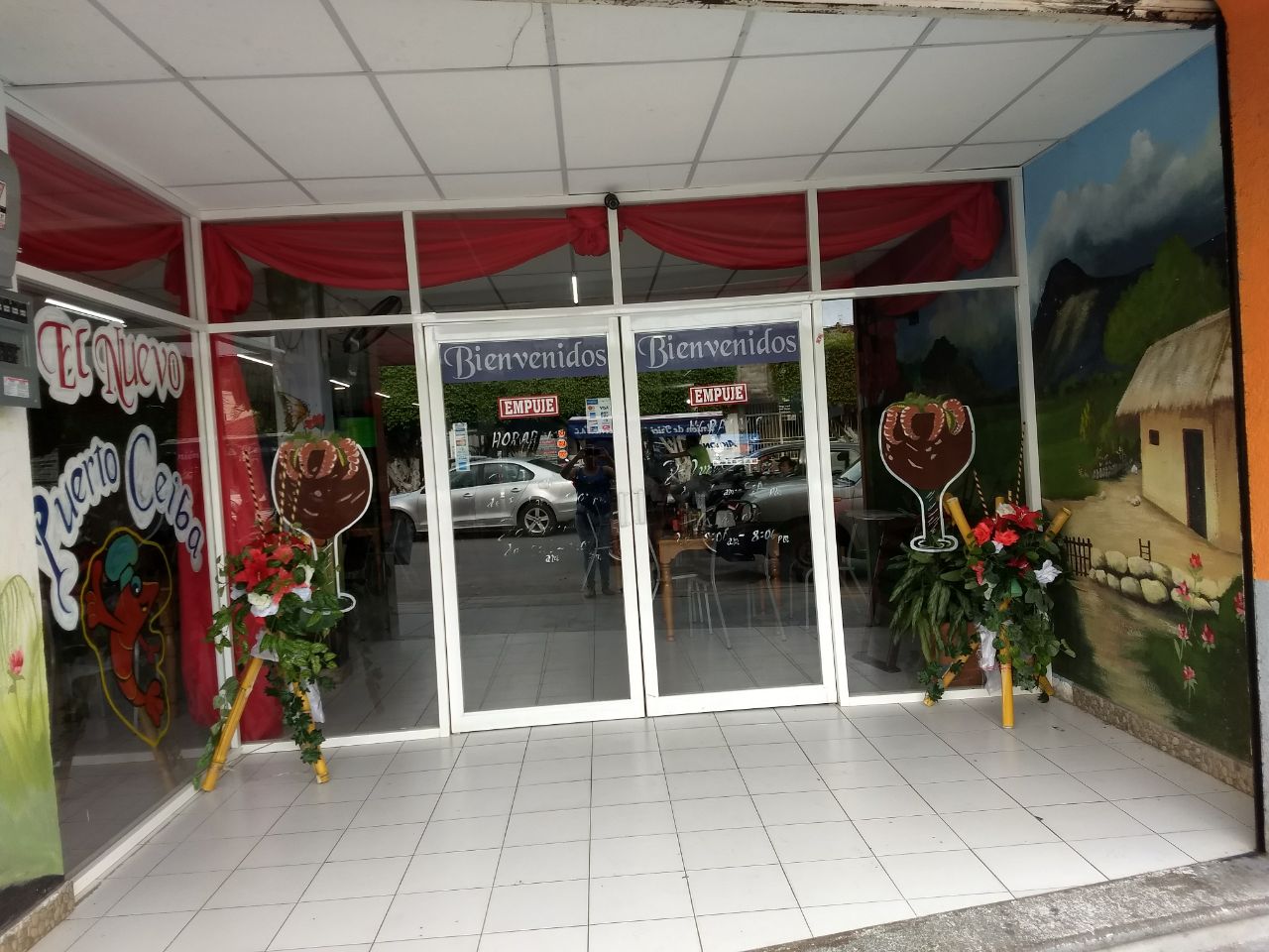 Carnes,Mariscos Y Antojitos El Nuevo Puerto Ceiba image 1