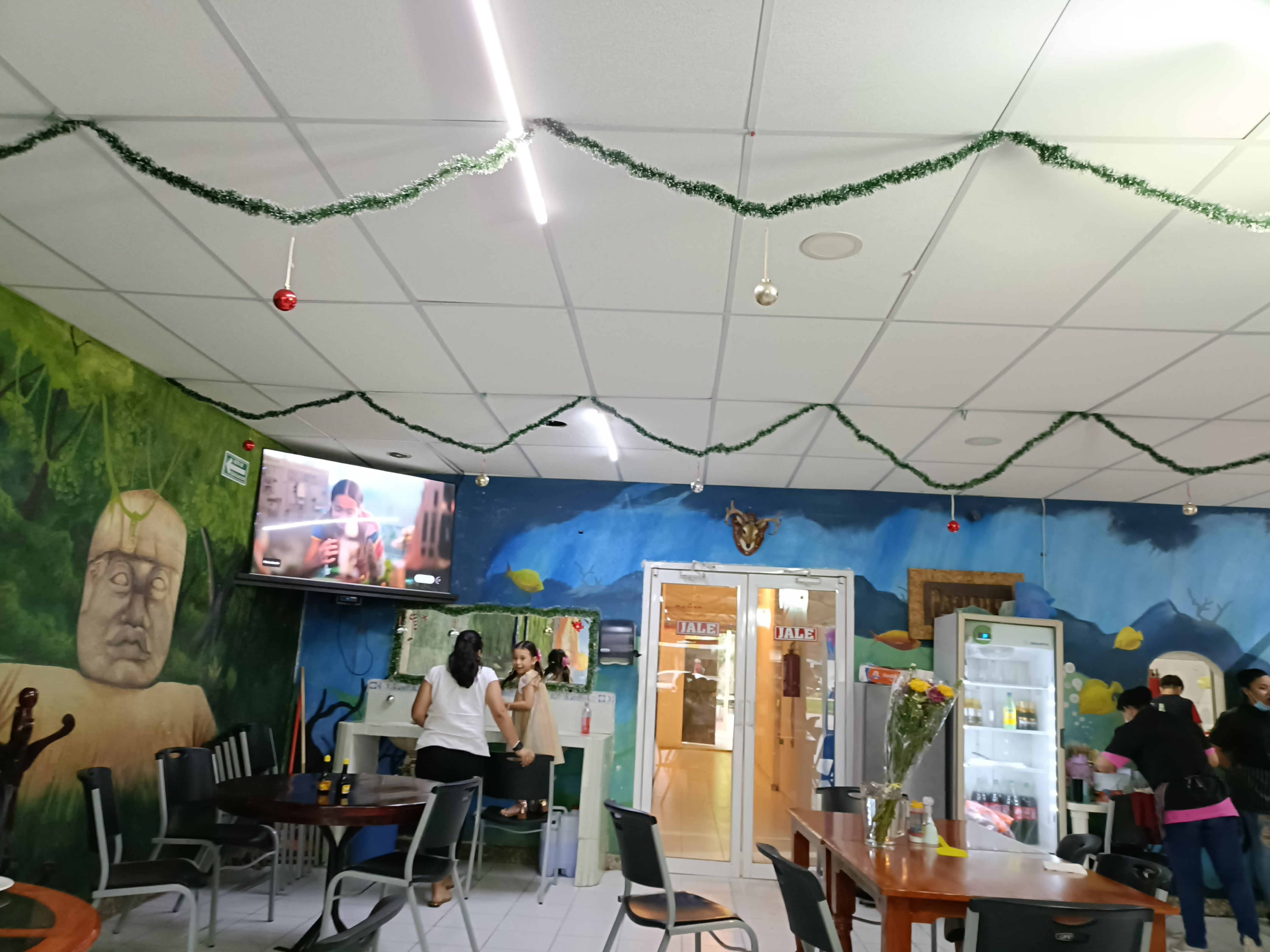 Carnes,Mariscos Y Antojitos El Nuevo Puerto Ceiba image 6