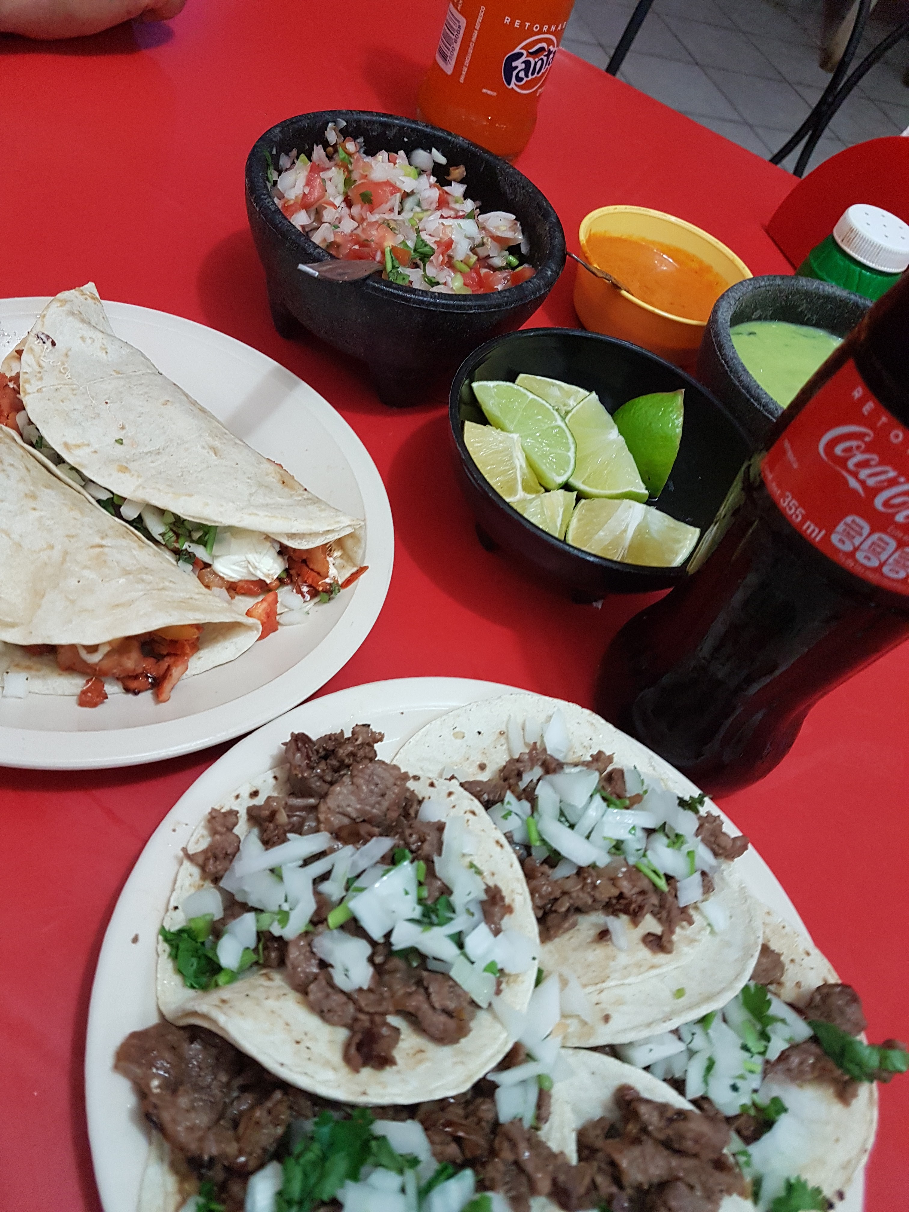 Taquería Los Tizoncitos image 1