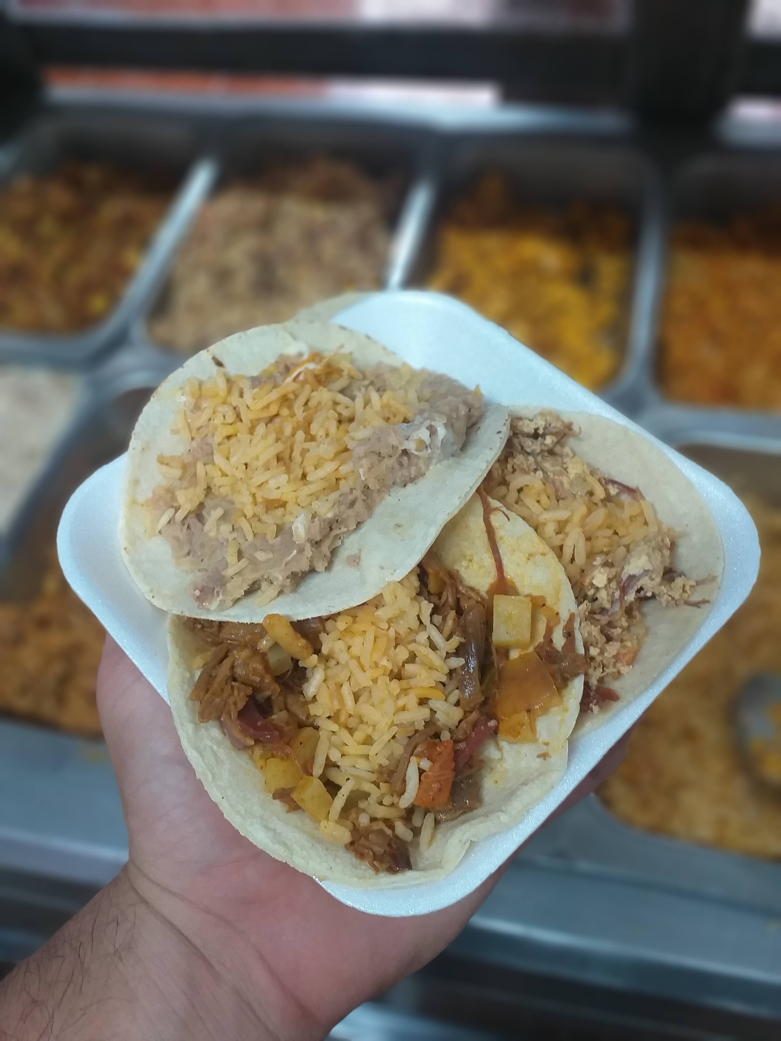 Taquería "Los Pitufos" image 2