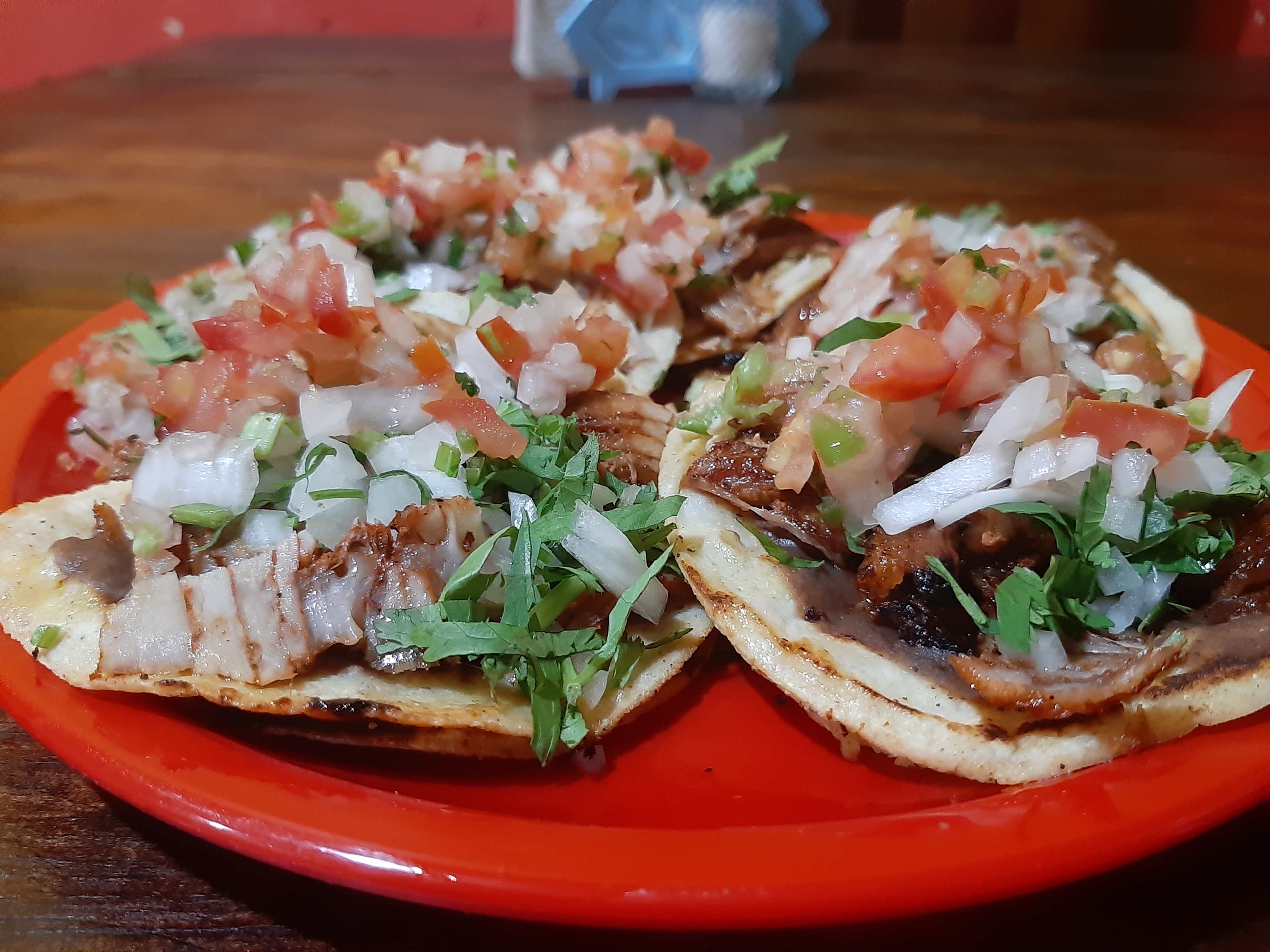 Taquería los carnales image 2