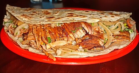 Taquería los carnales image 3