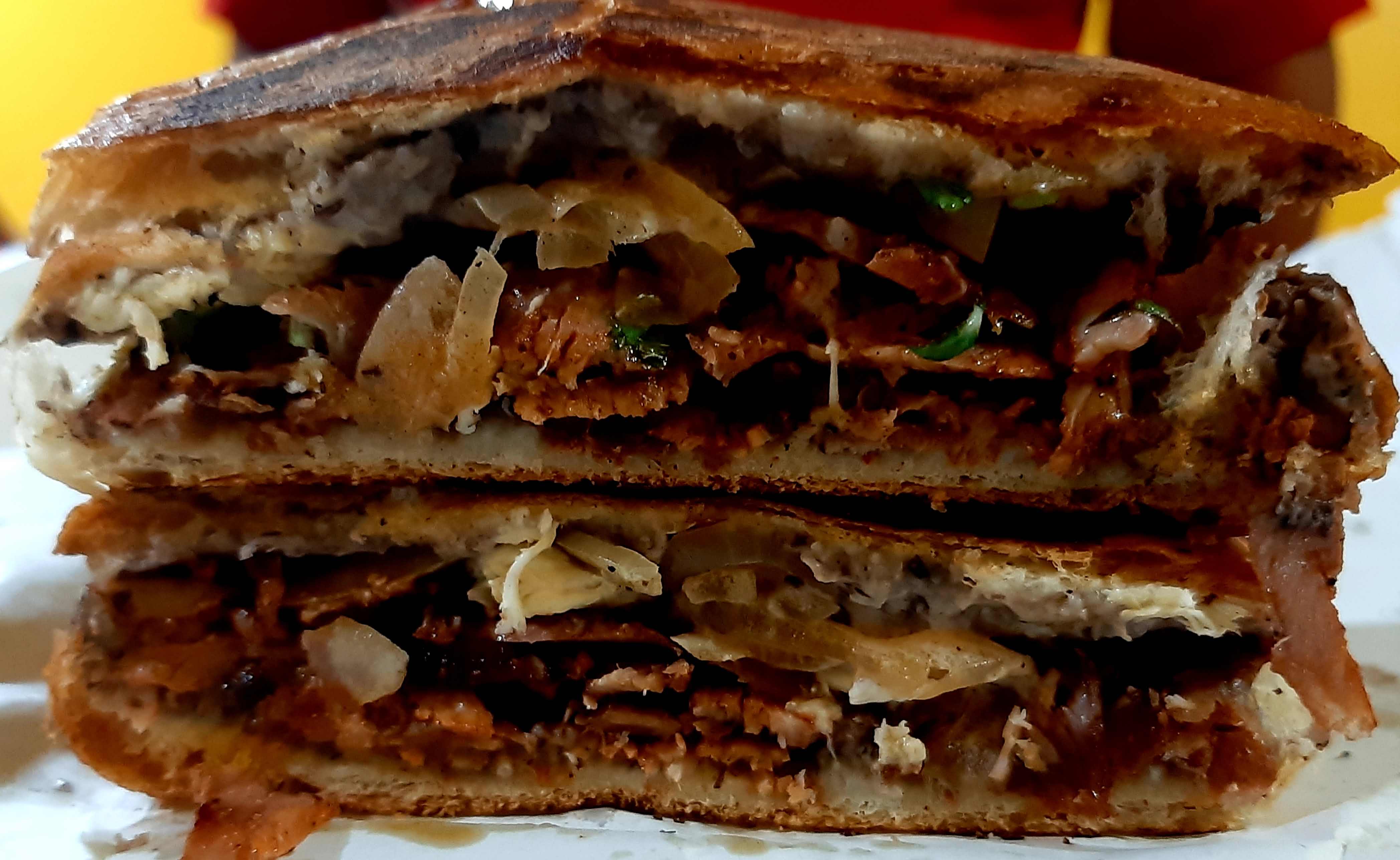 Taquería los carnales image 4