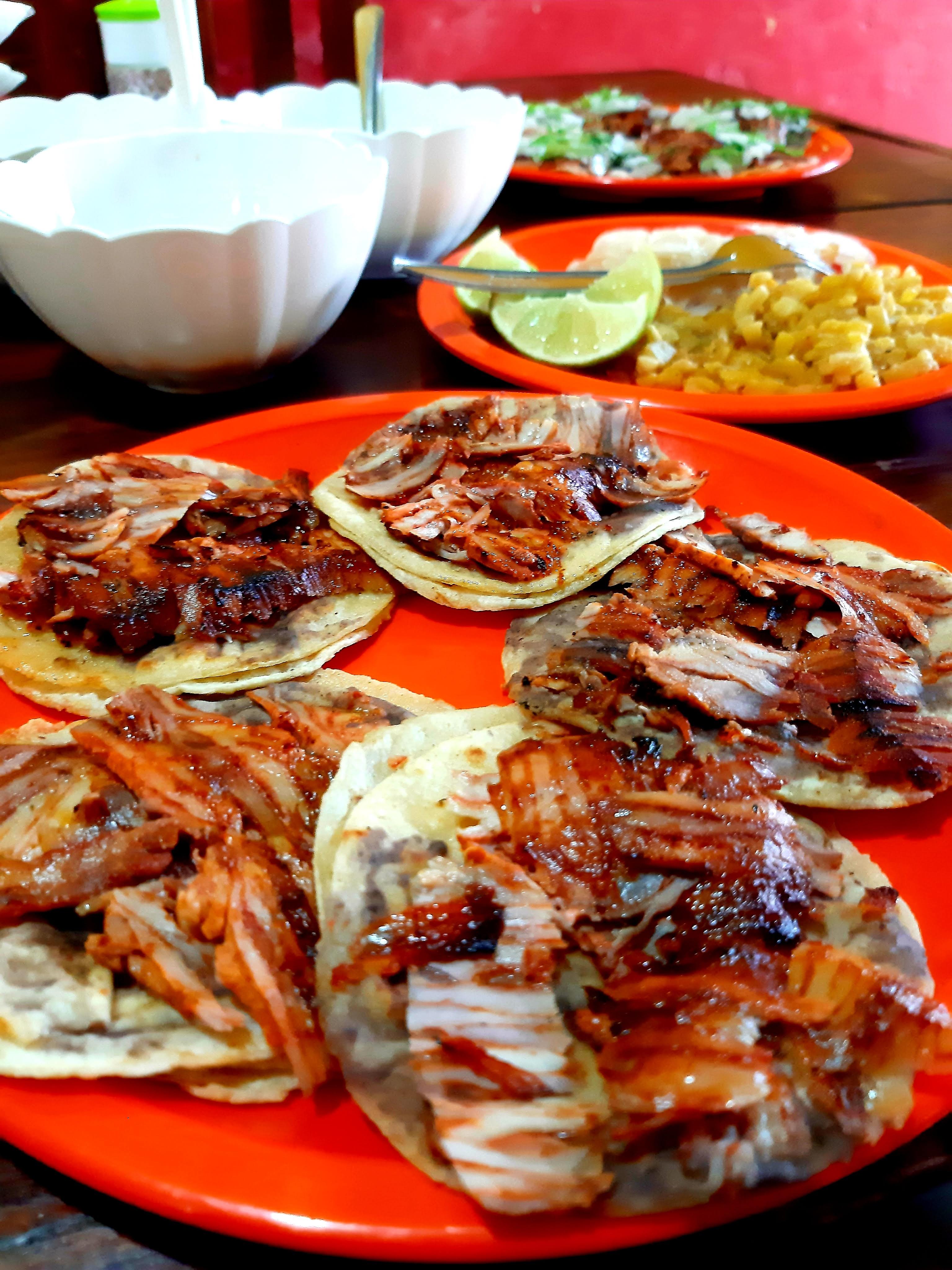 Taquería los carnales image 6