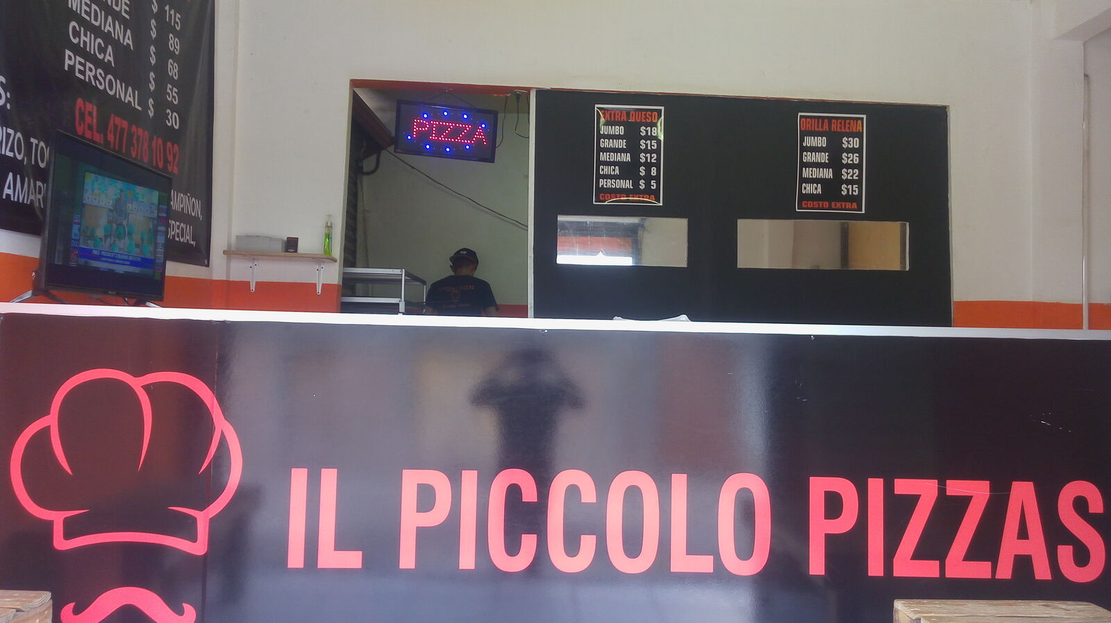 Il Piccolo Pizzas image 10