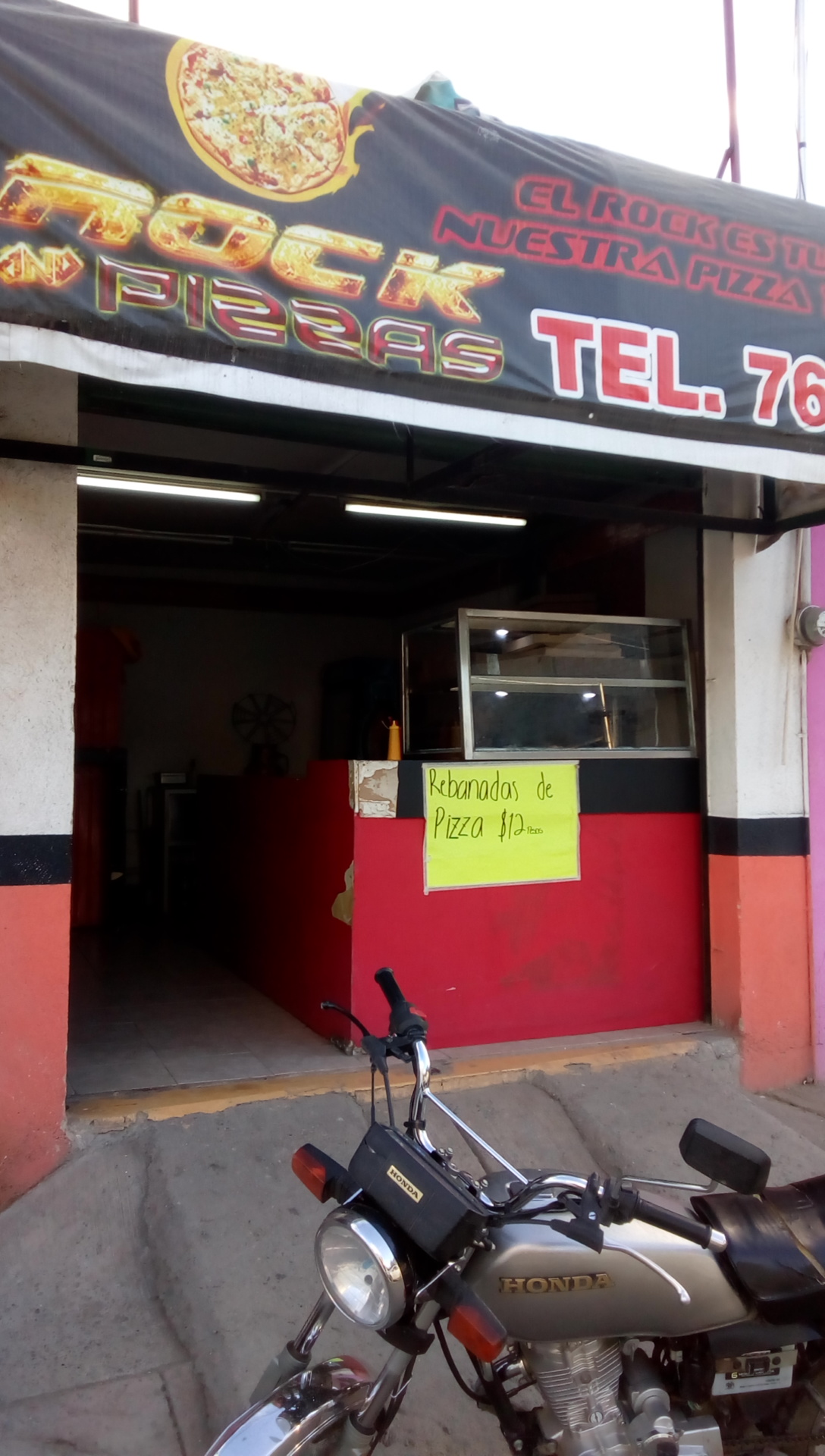 Rock and Pizzas image 5