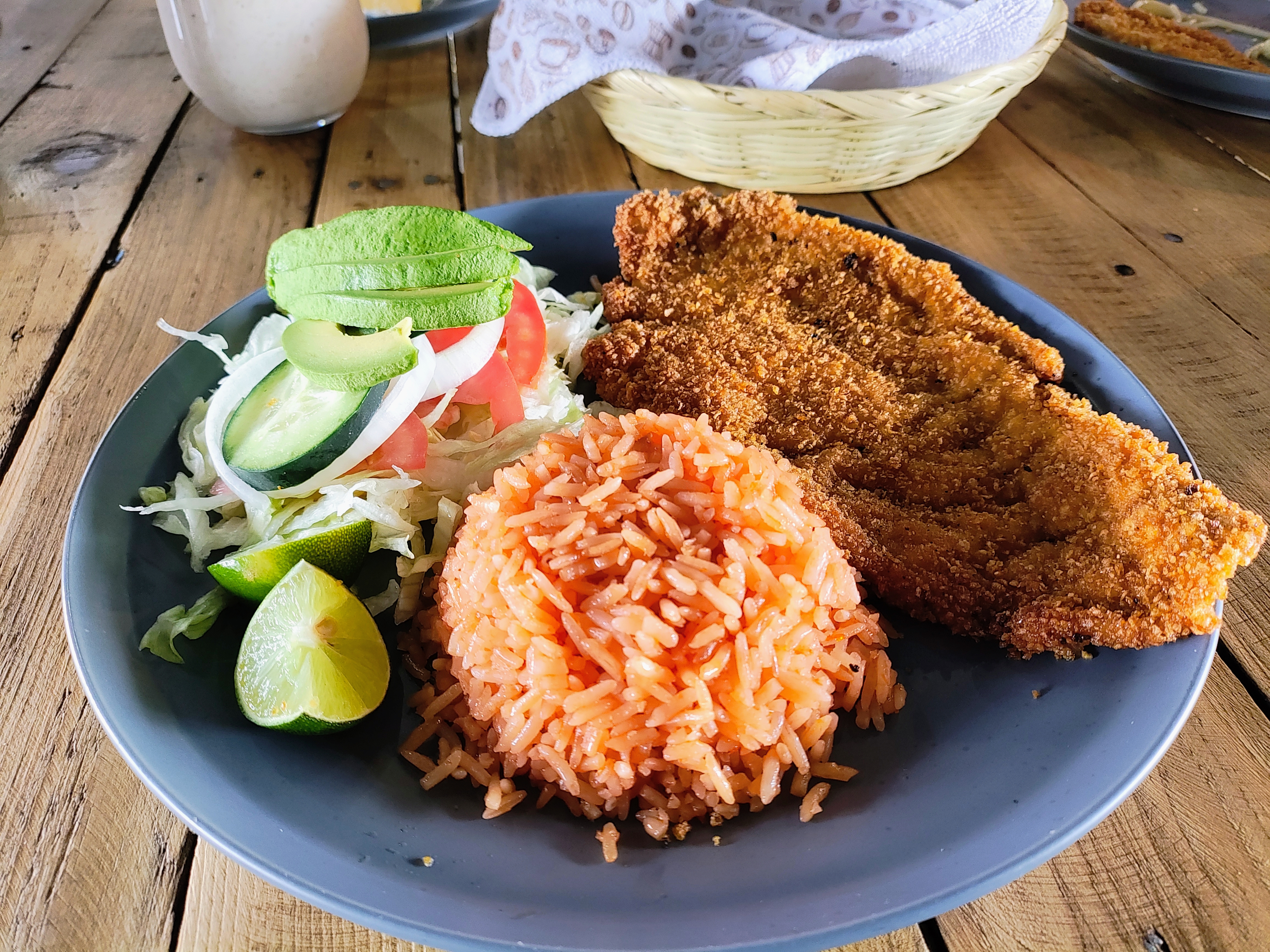 El Quinto Sazón Restaurante image 7