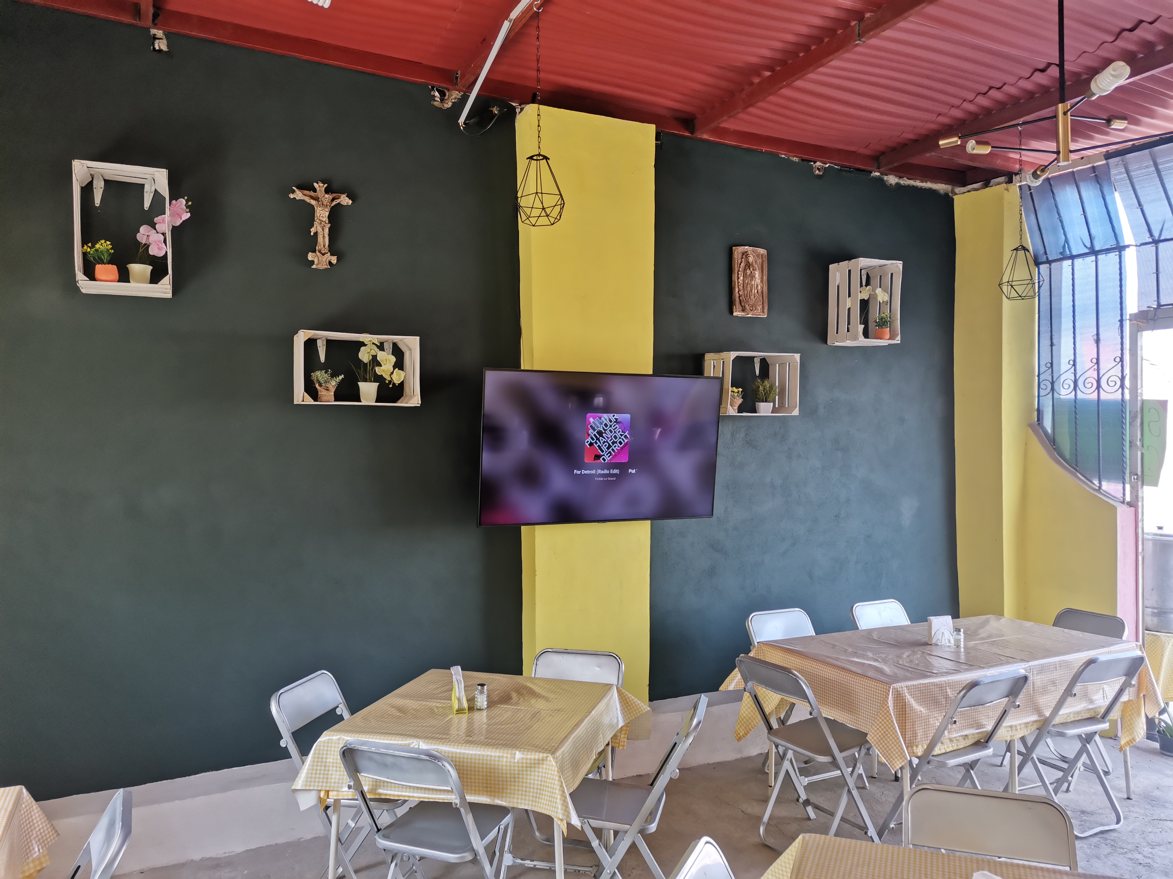 Chamorros "EL REY" image 3