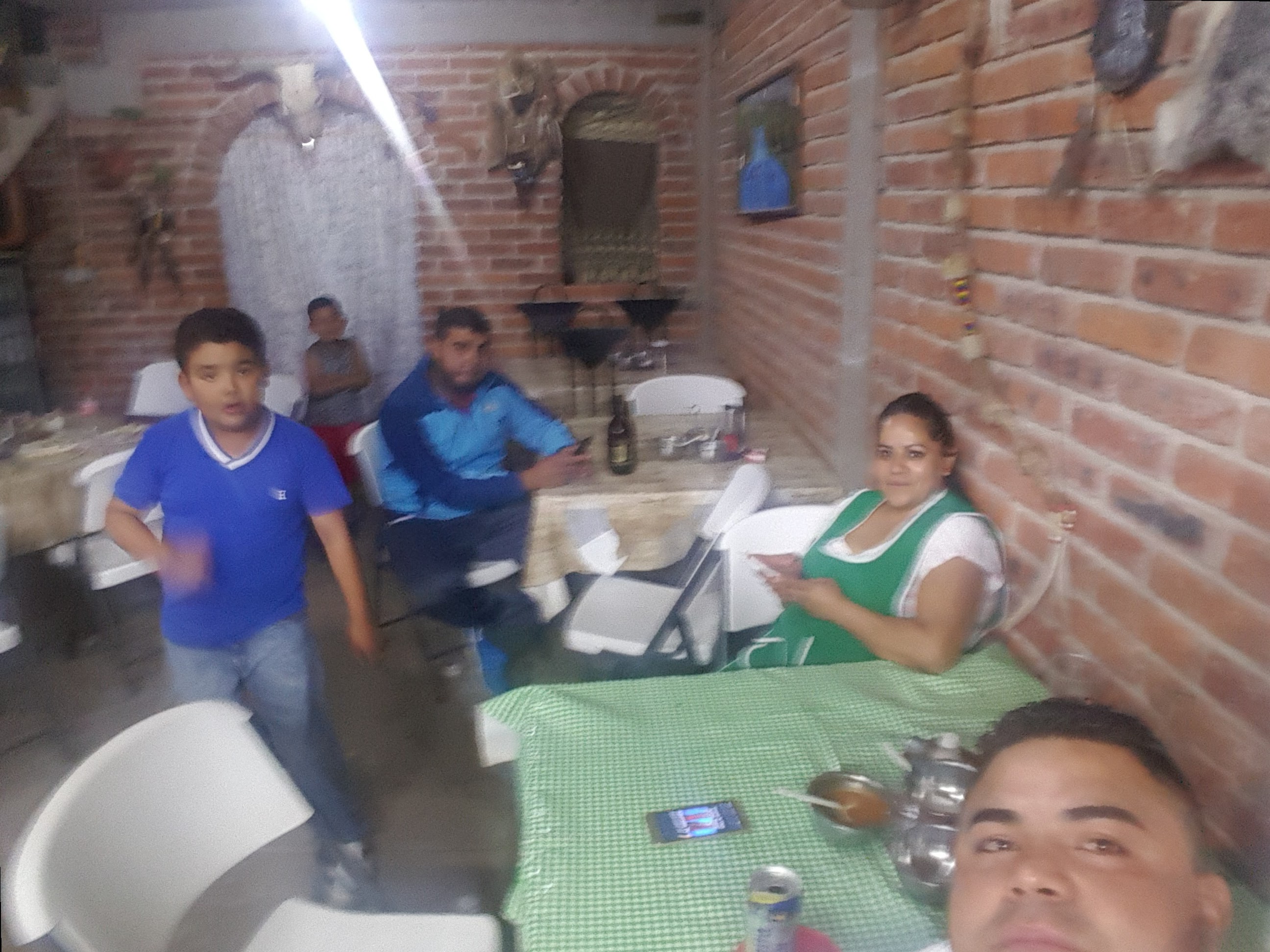 Taqueria El Comisario image 4