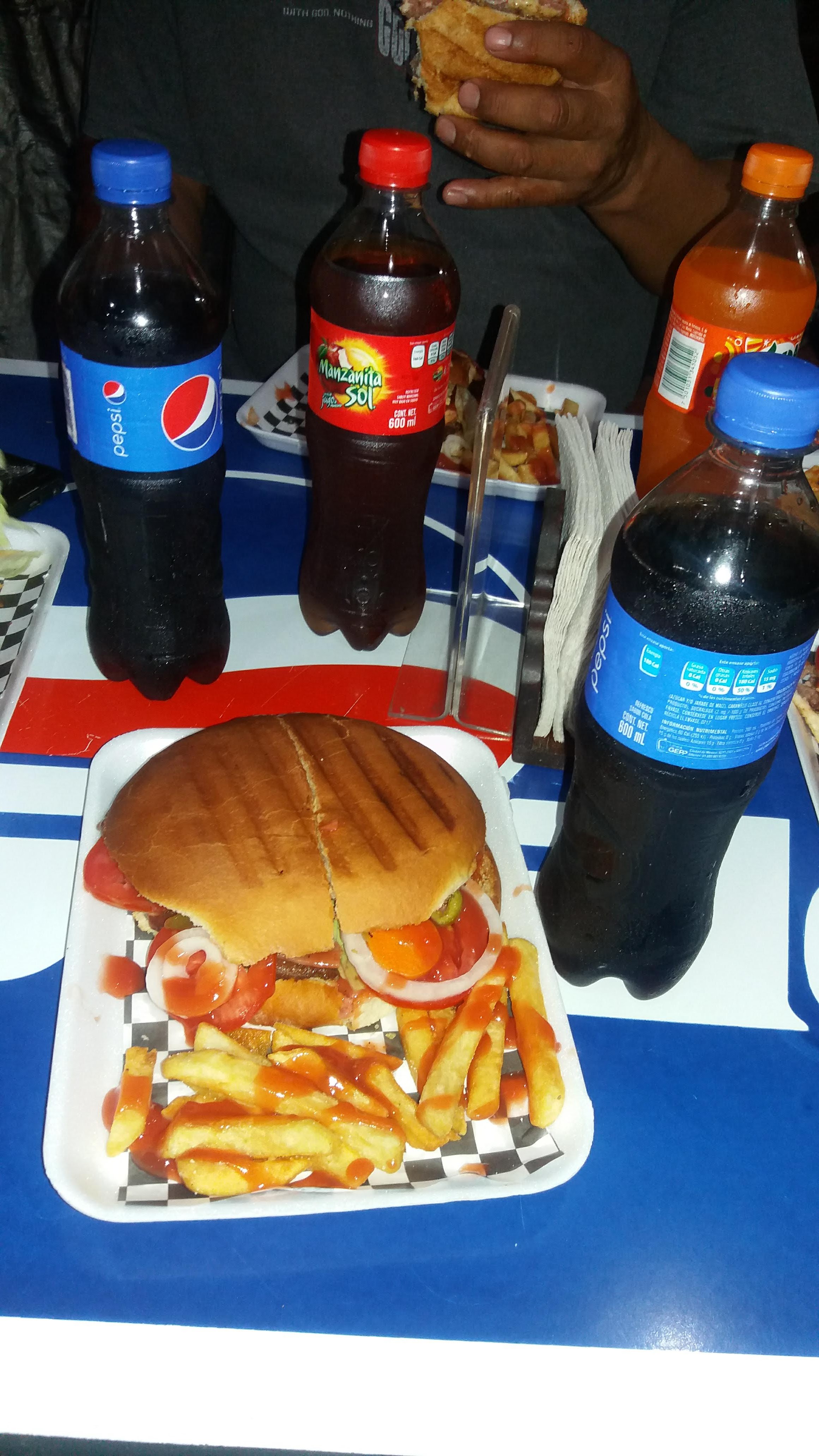 ROCO HAMBURGUESAS image 8