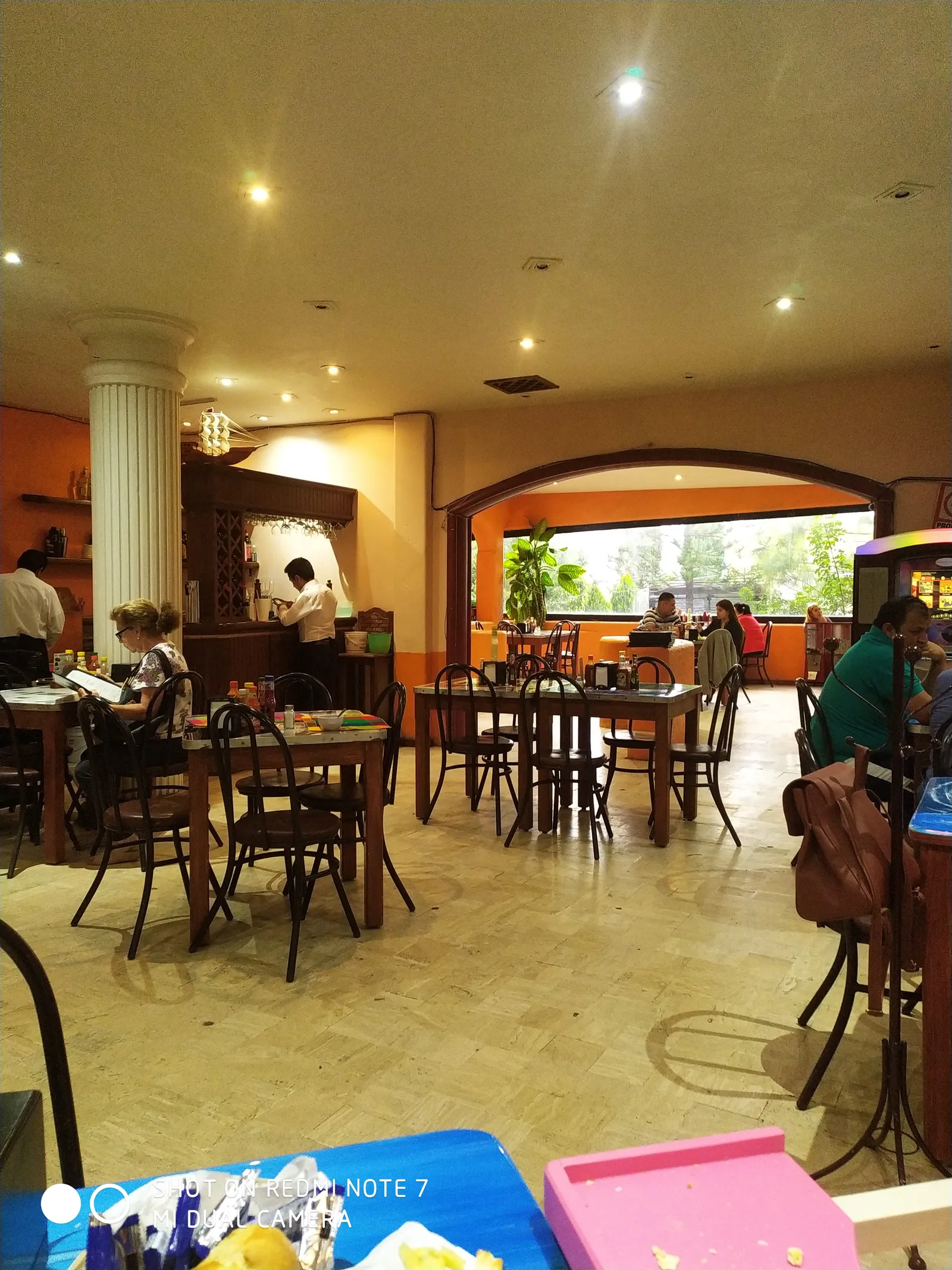 Mariscos El Ausente image 3