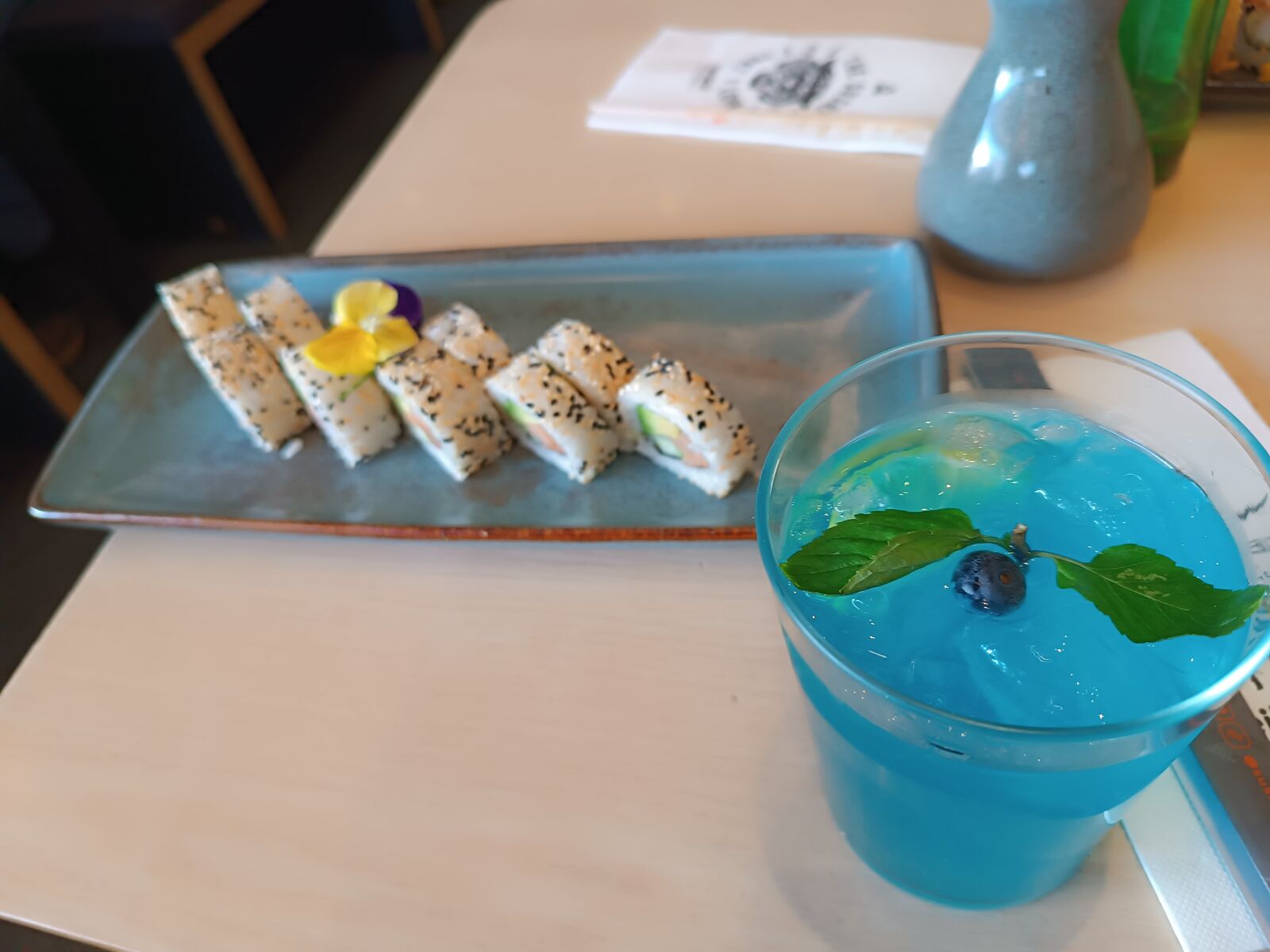 Teikit Sushi & Noodles image 9
