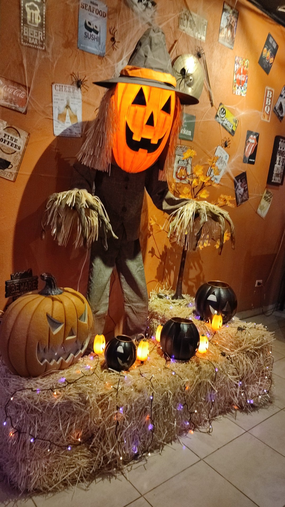 Quedas Bien Sushi & Wings image 8