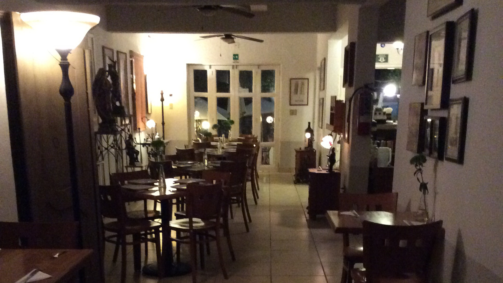 Petit Bistro image 1