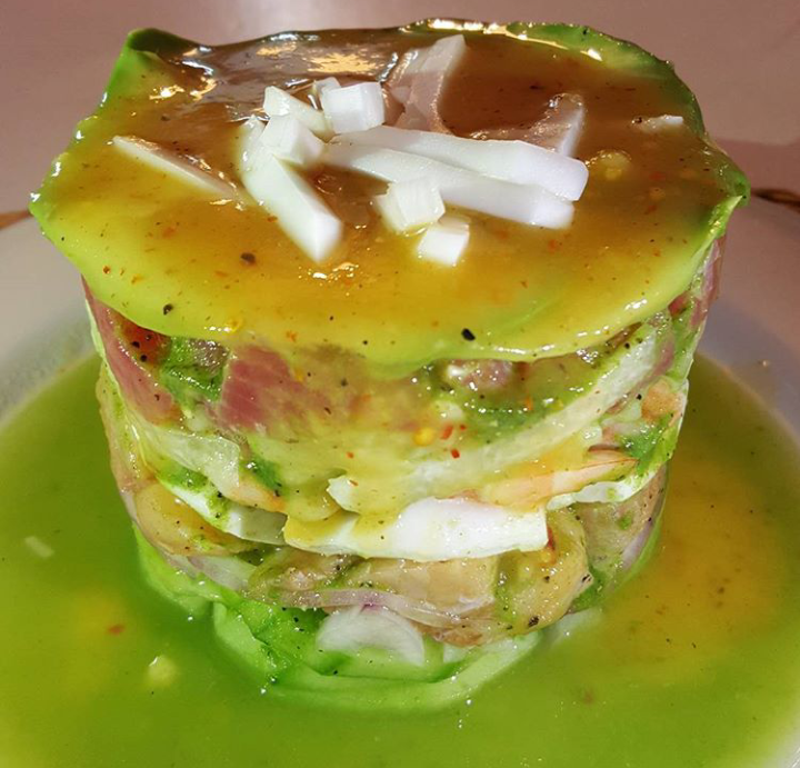 Mariscos El Bucan image 3