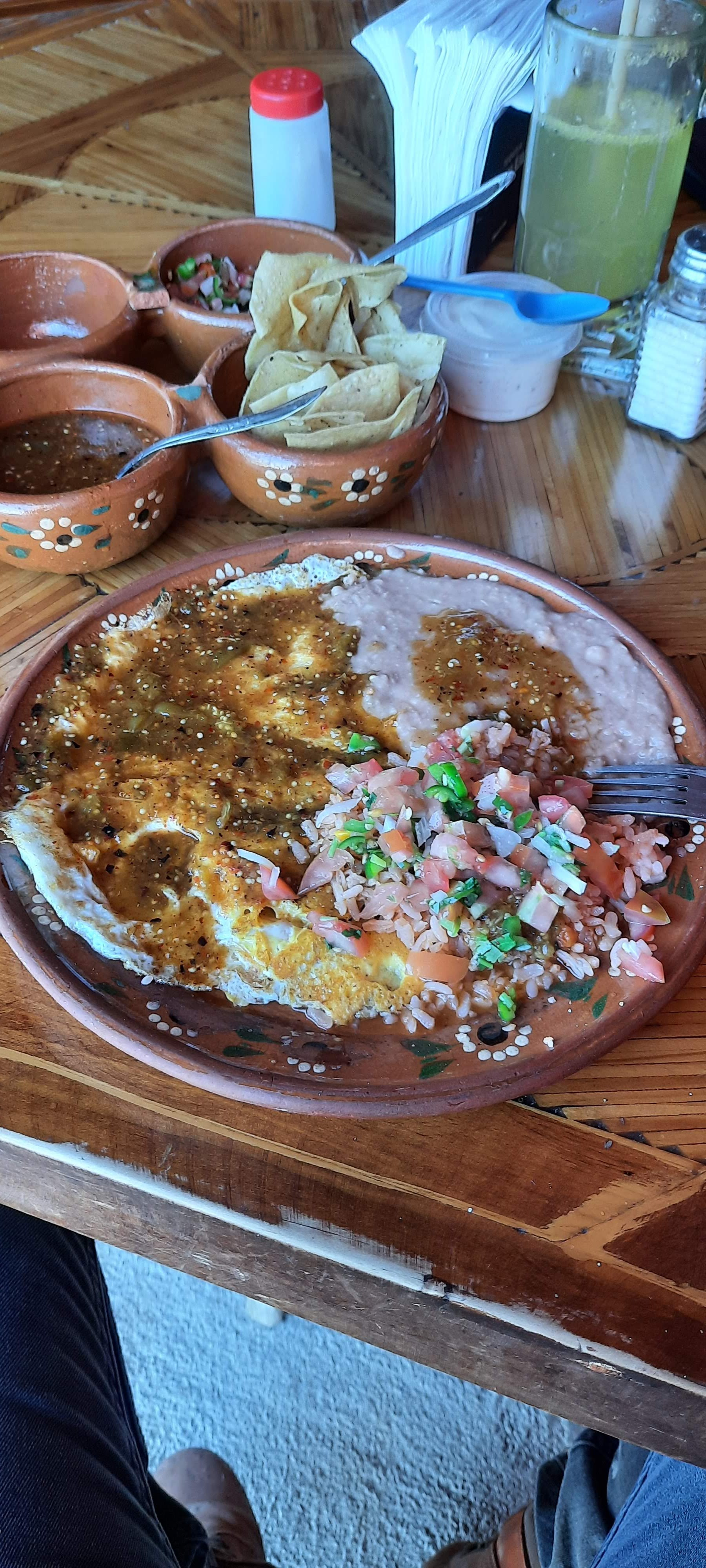 Los Agaves Restaurante image 2