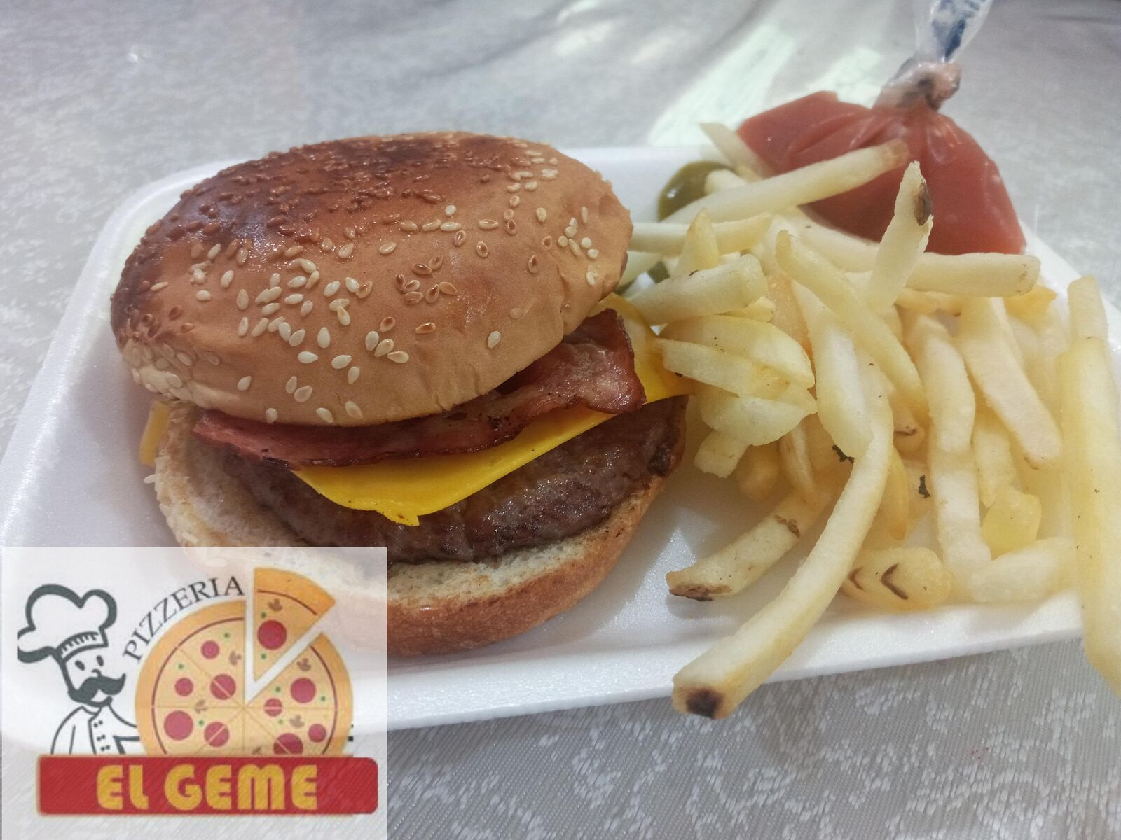 Pizzería El Geme image 9