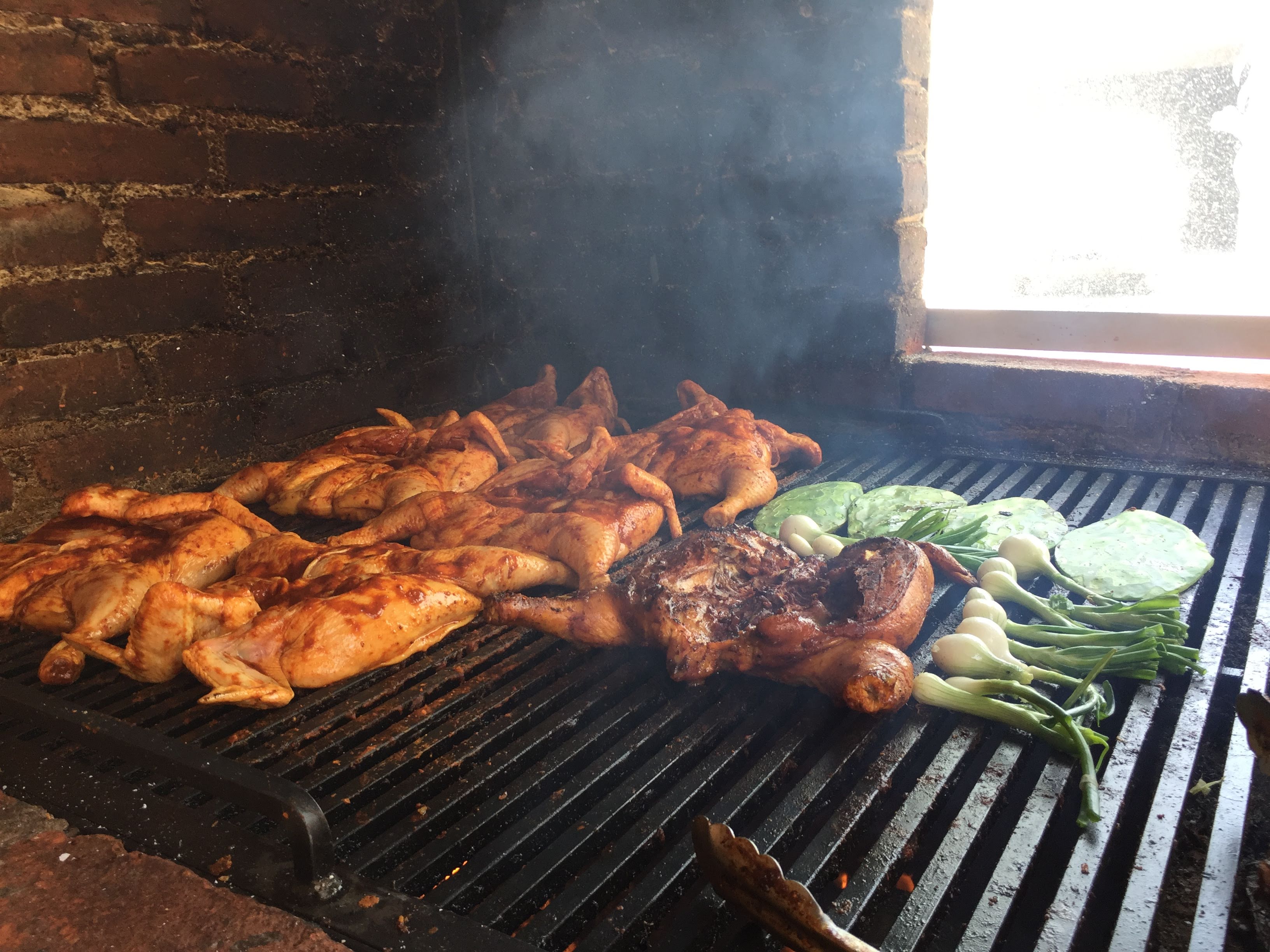 Pollos a la leña Isaac image 1