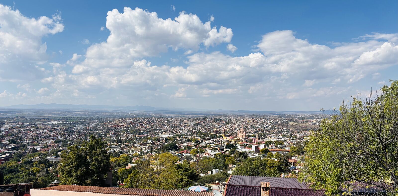 Los Milagros Terraza image 3