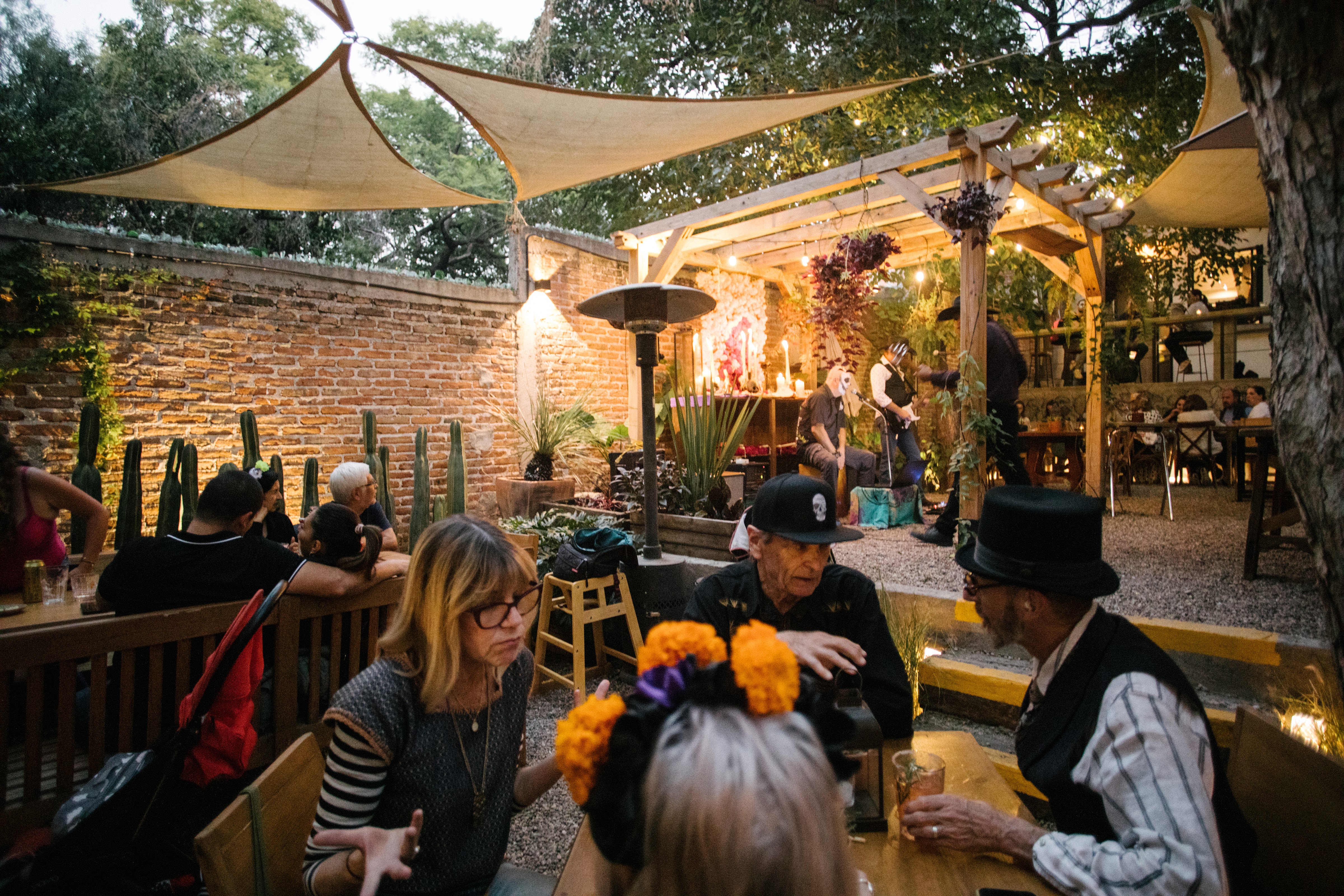 Bastardo Restaurante & Beer Garden image 6