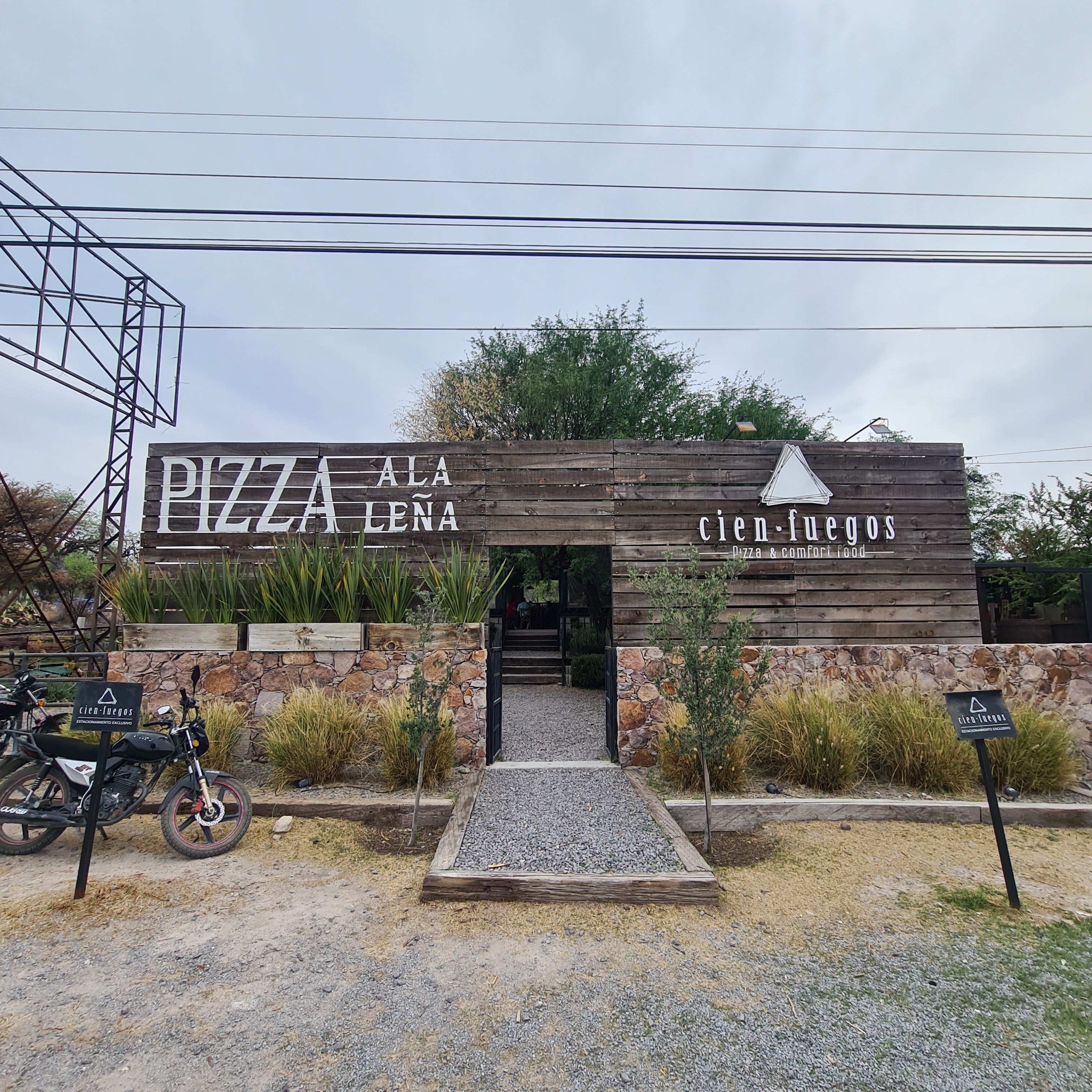 Restaurante Cien Fuegos SMA image 9