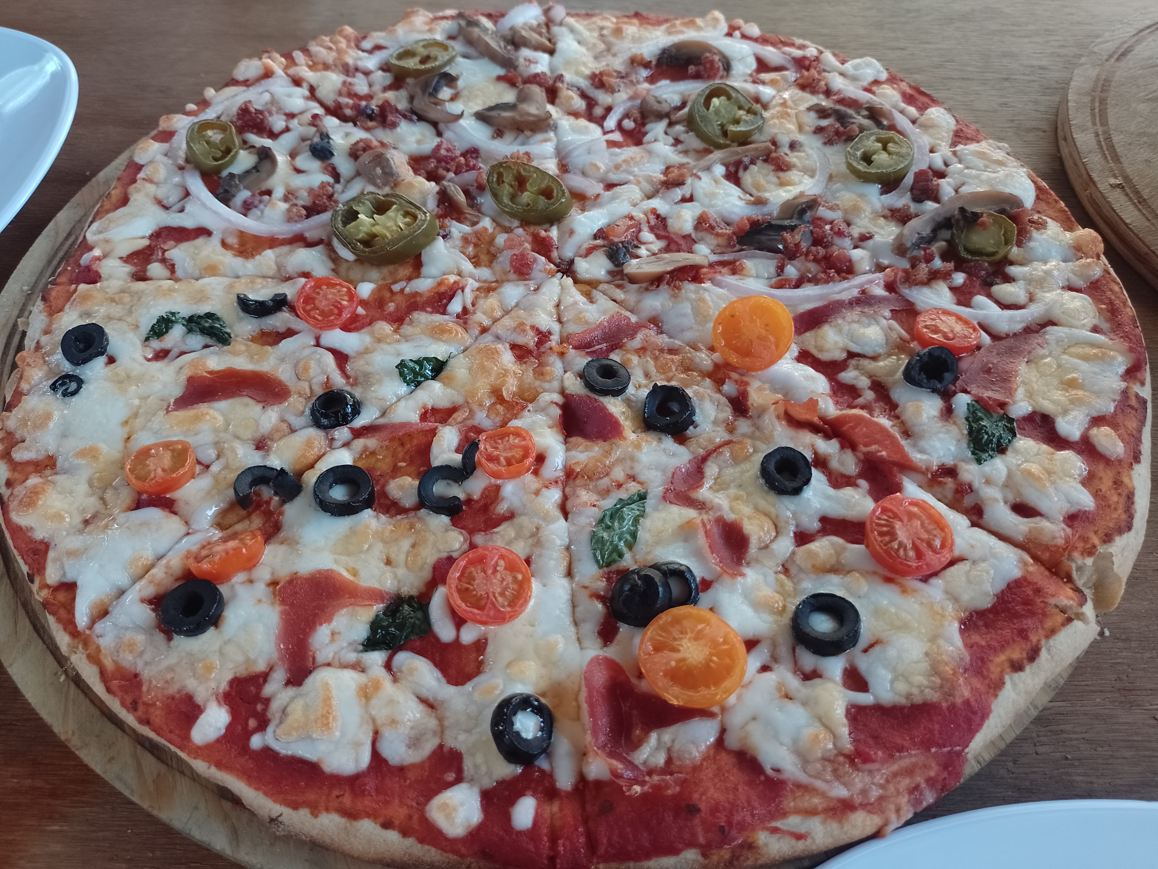 Casa las Lomas pizzas a la leña image 2