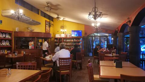 Los Cafetos image 8